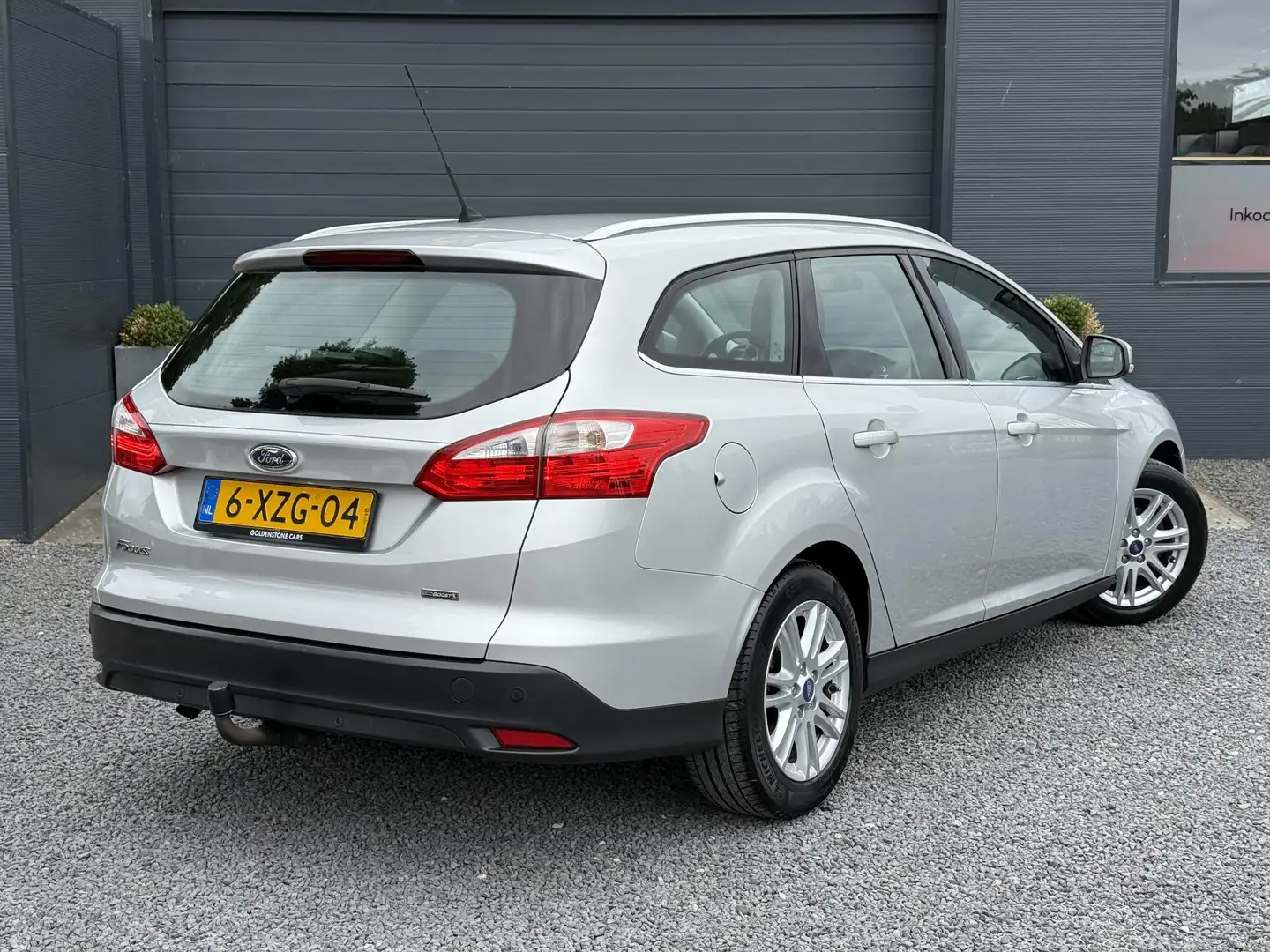 Ford Focus Wagon 1.0 EcoBoost Edition Plus Navi,Trekhaak,125p Gri - 2