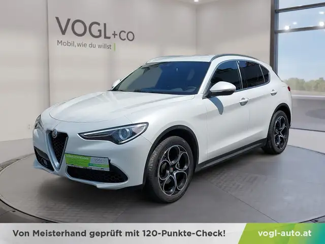Alfa Romeo Stelvio Allrad Super 2,0 ATX AWD