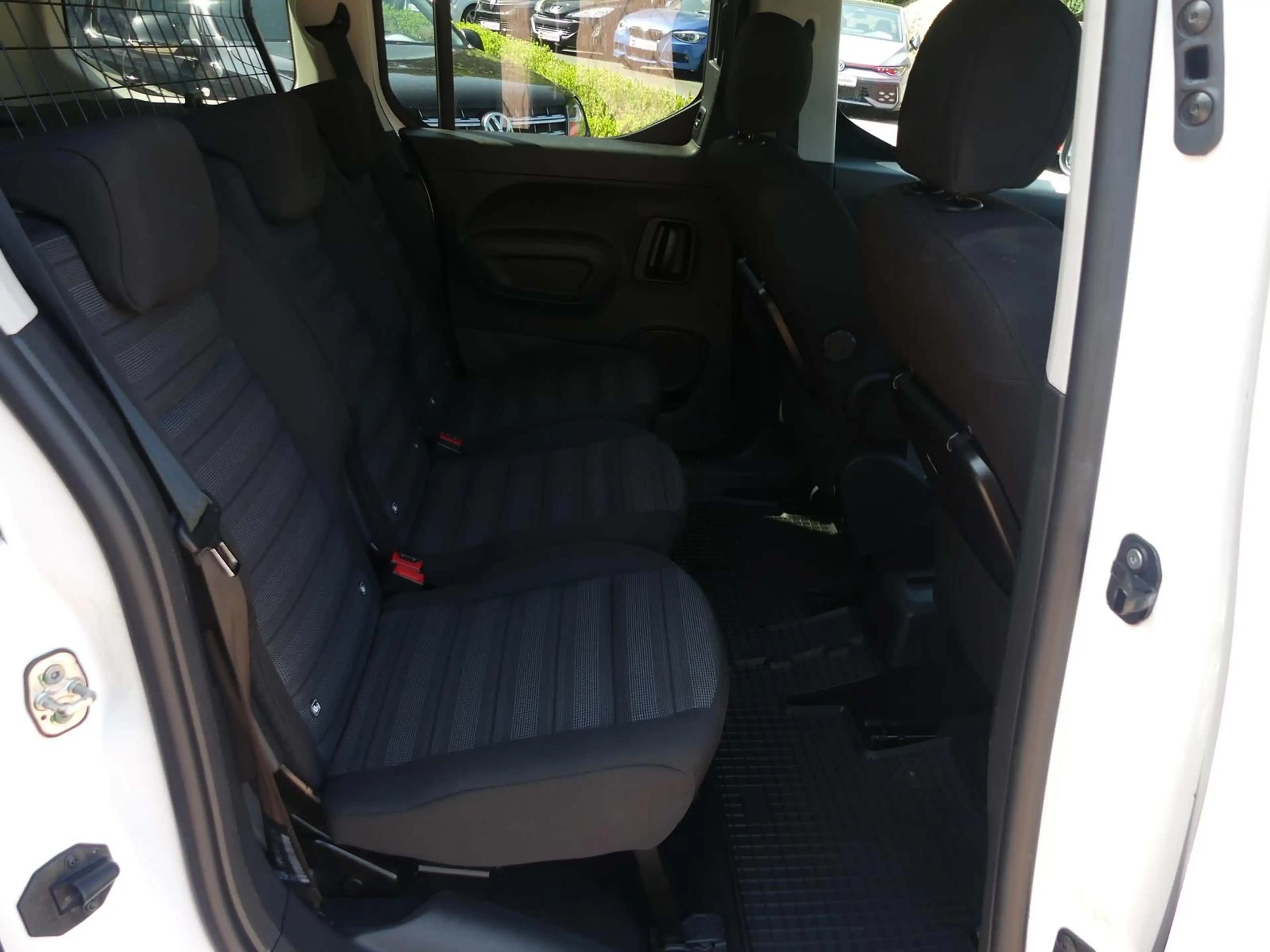 Opel Combo Life *1.5*Kamera*PDC*USB*HUD*SHZ*Klimaauto — photo 10