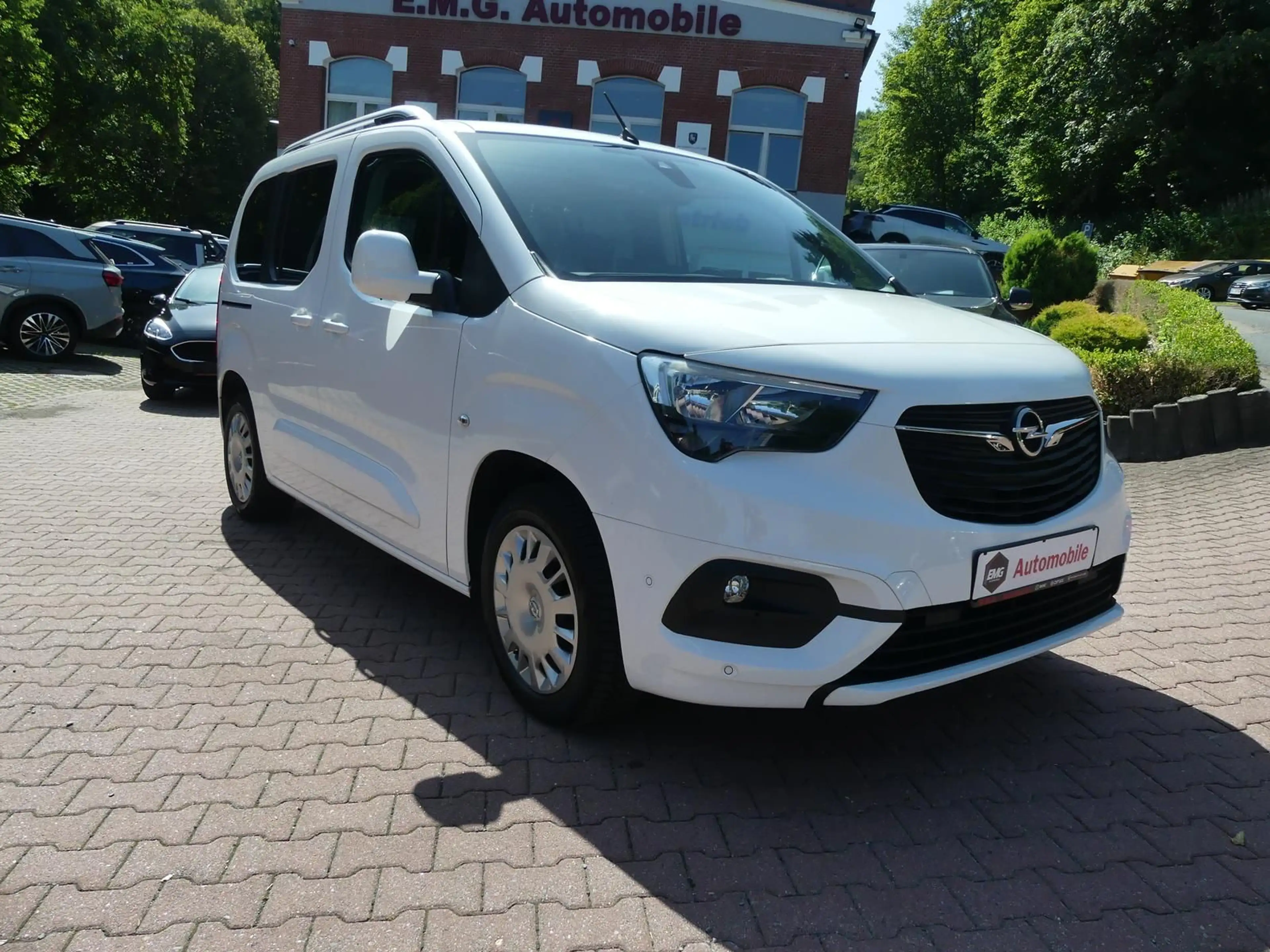 Opel Combo Life *1.5*Kamera*PDC*USB*HUD*SHZ*Klimaauto — photo 3