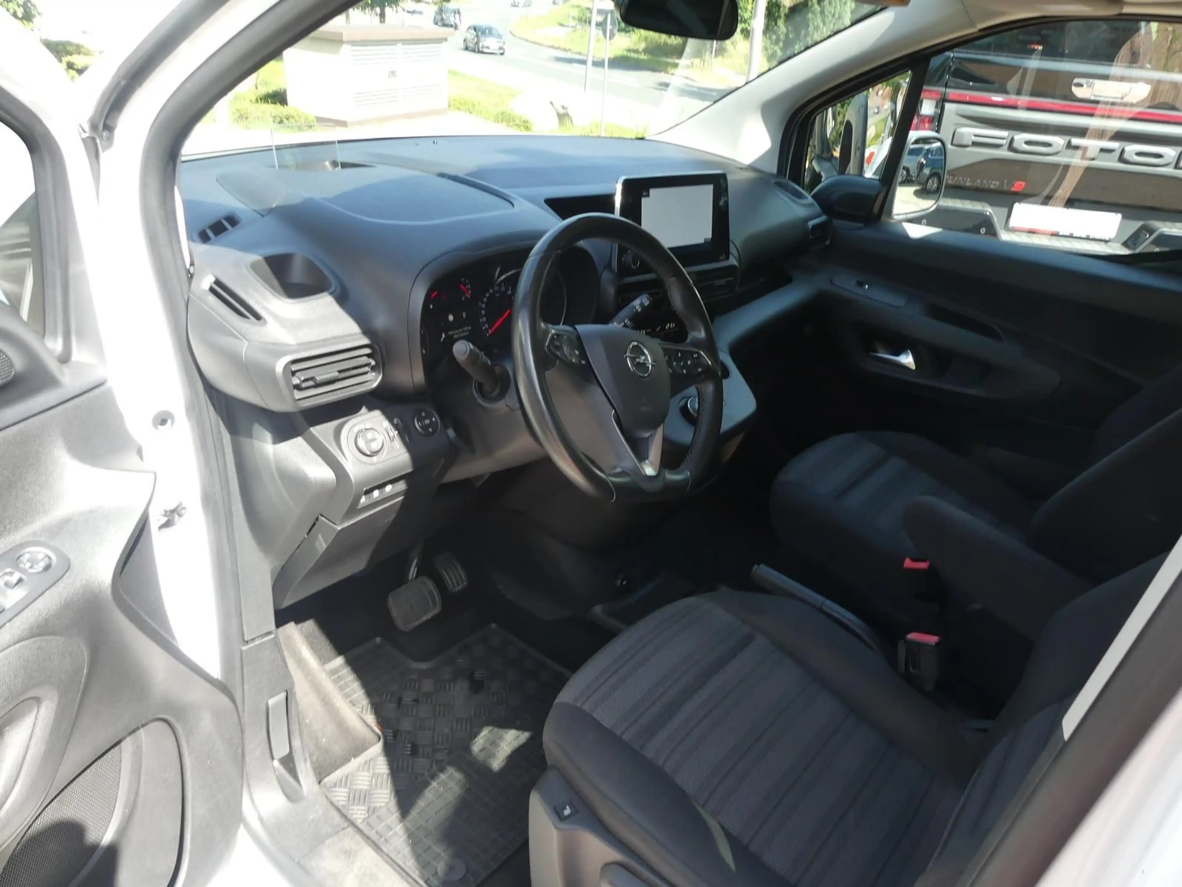 Opel Combo Life *1.5*Kamera*PDC*USB*HUD*SHZ*Klimaauto — photo 11