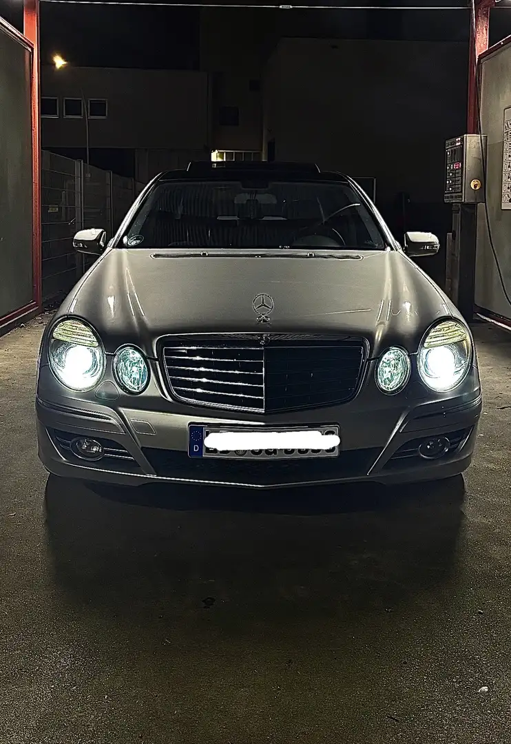 Mercedes-Benz E 280 7G-TRONIC Avantgarde Серебристый - 2