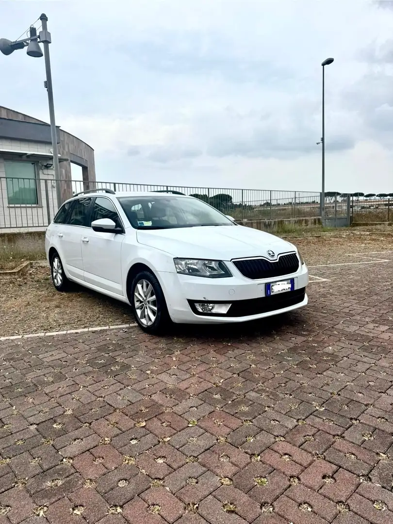 Skoda Octavia Combi 1.4 TSI G-TEC Style Benzina e Metano - 2