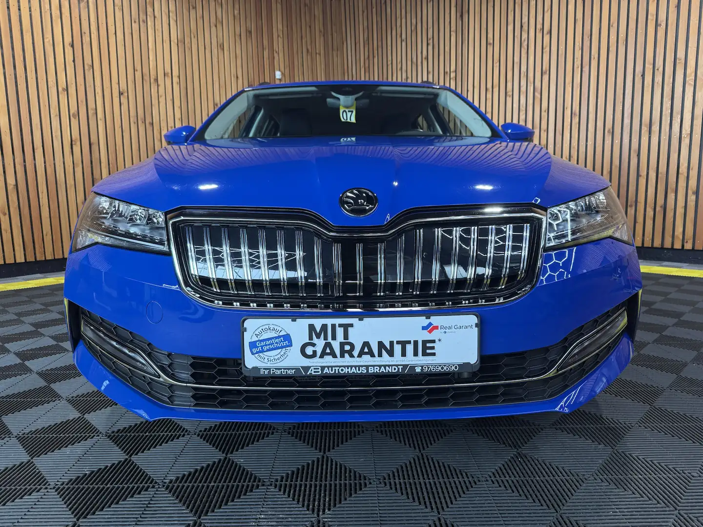 Skoda Superb Combi TSI iV DSG Navi*Virt*Kam*St.Hz*AHK Blau - 2