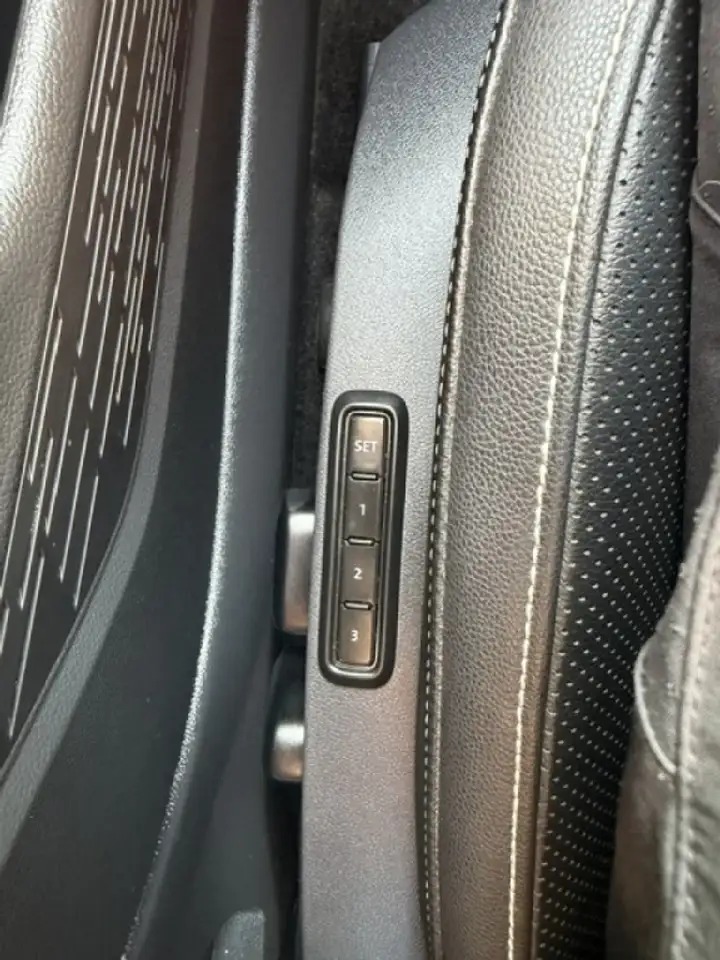 Volkswagen Jetta снимка Volkswagen Jetta