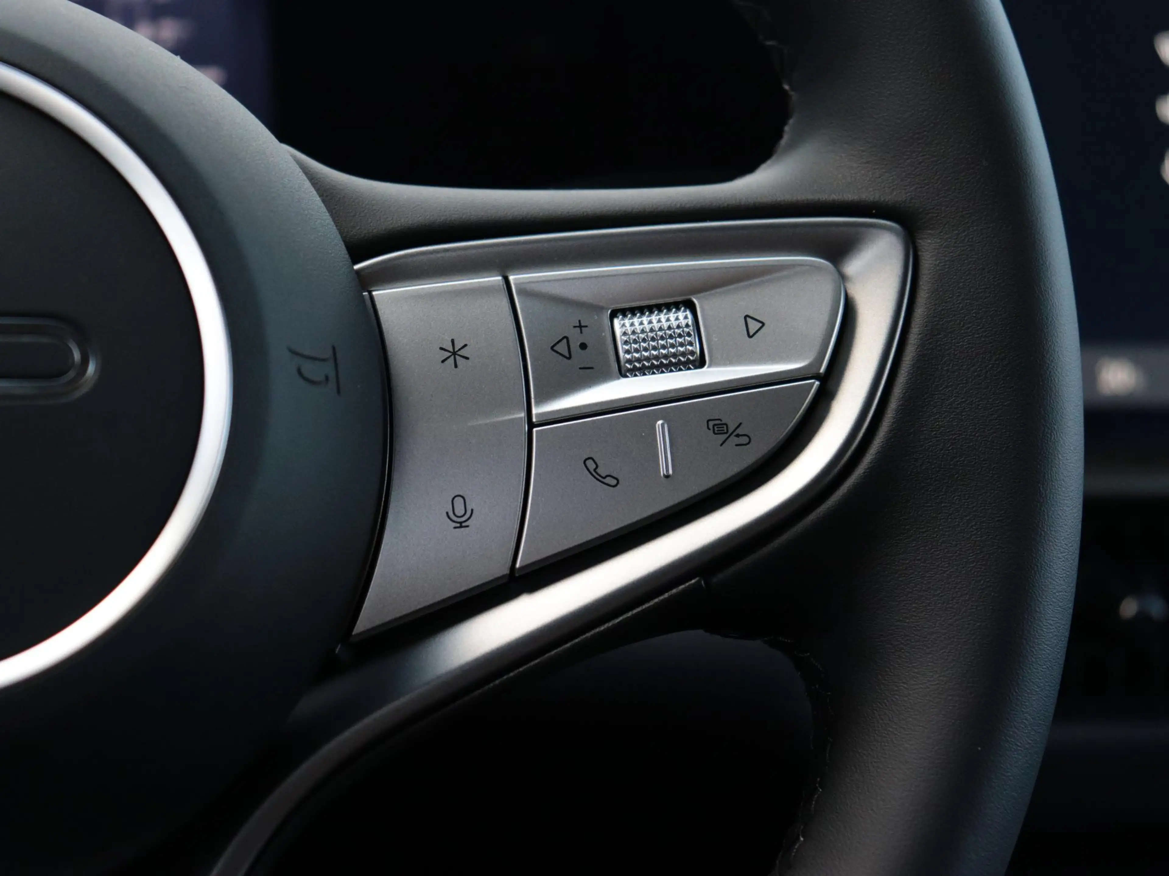 BYD Dolphin G 1.5L DM-i Boost | 105km Elektrisch actieradius | O — photo 14