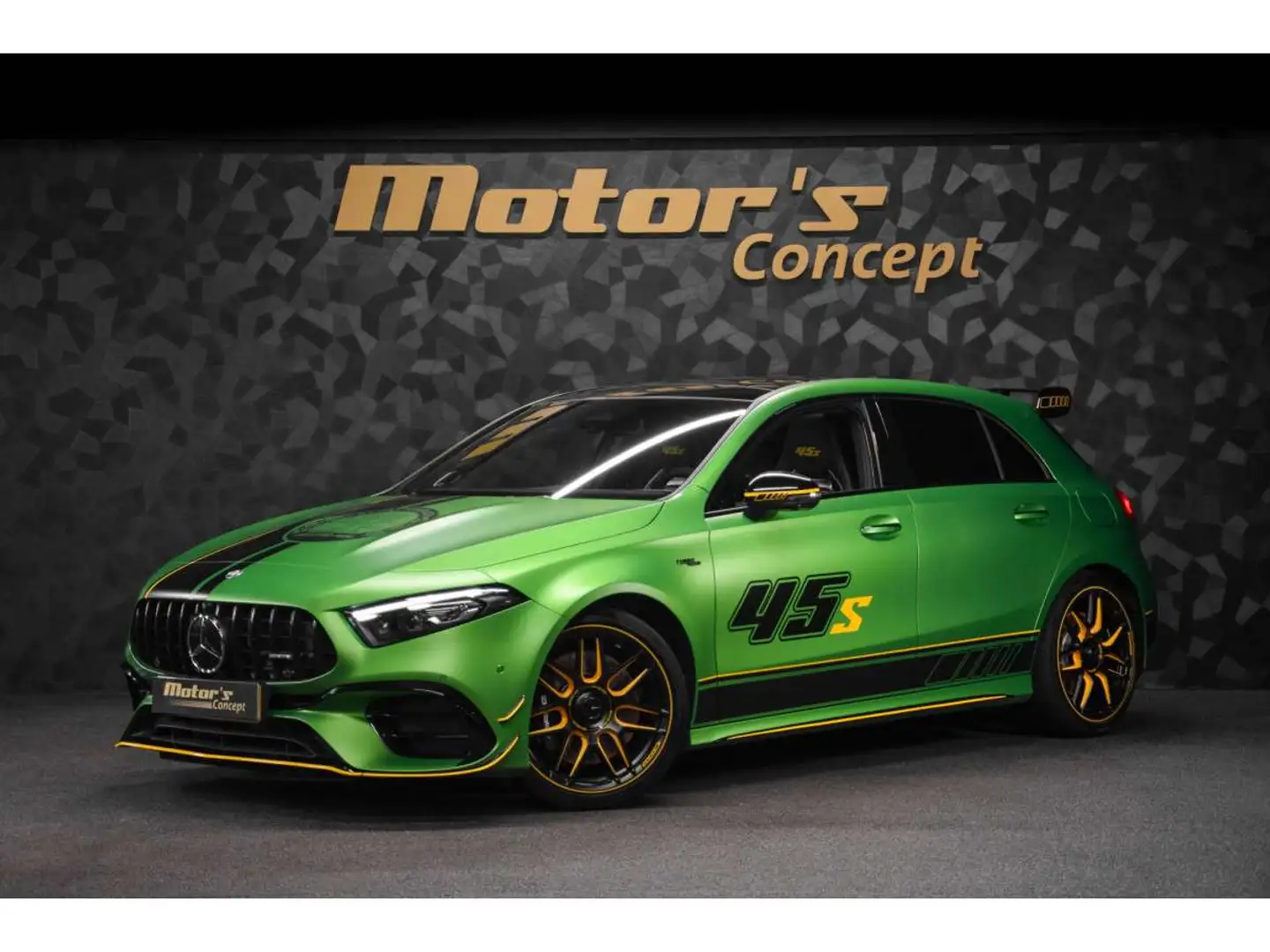 Mercedes-Benz A 45 AMG S 4 MATIC+ / FINAL EDITION Vert - 1
