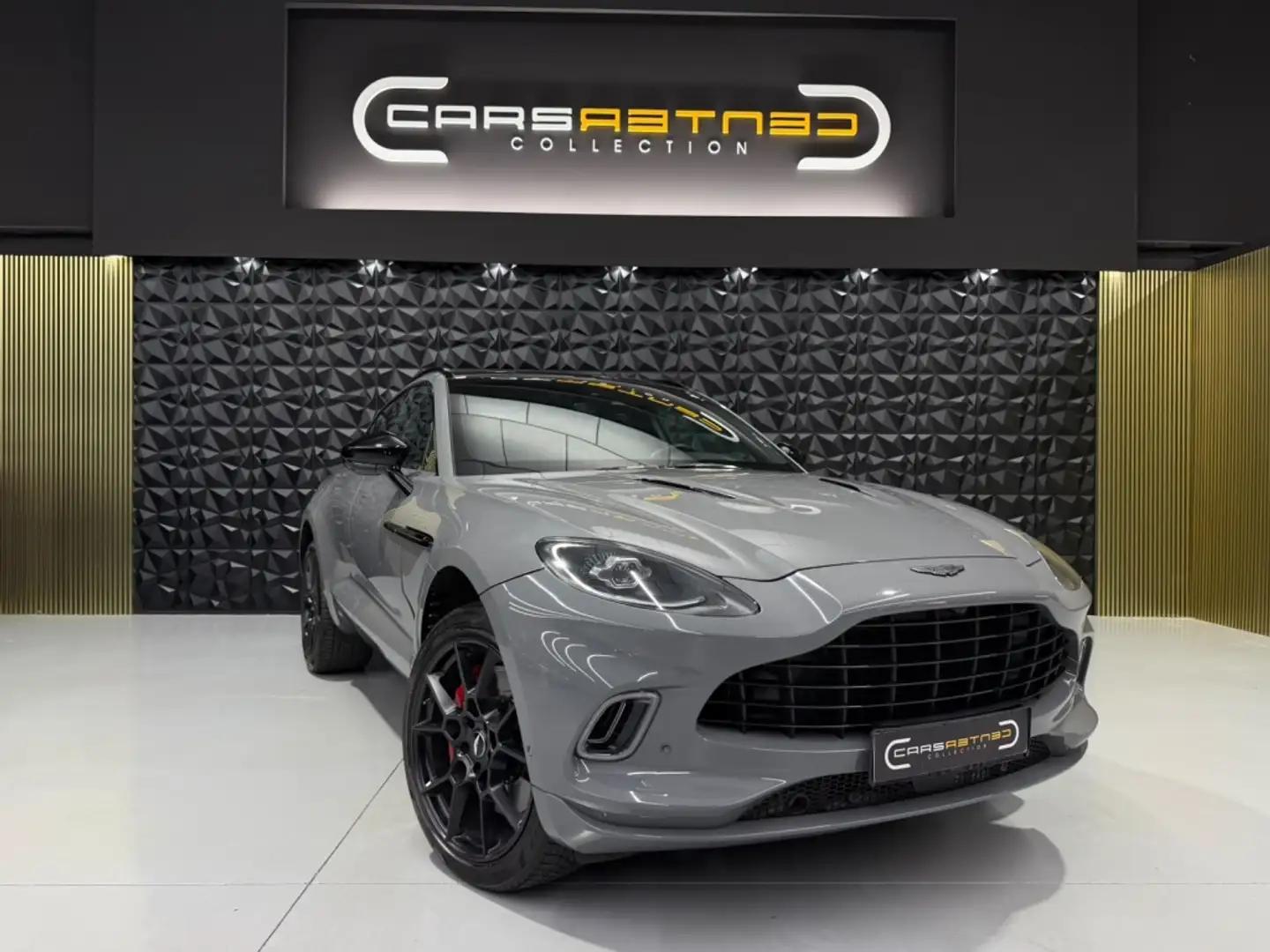 Aston Martin DBX 4.0 AWD Aut. Gris - 1