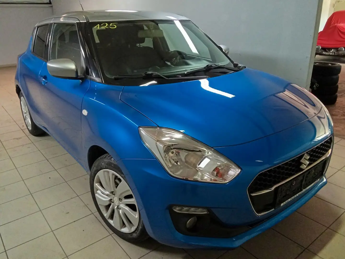 Suzuki Swift Basic Bleu - 2