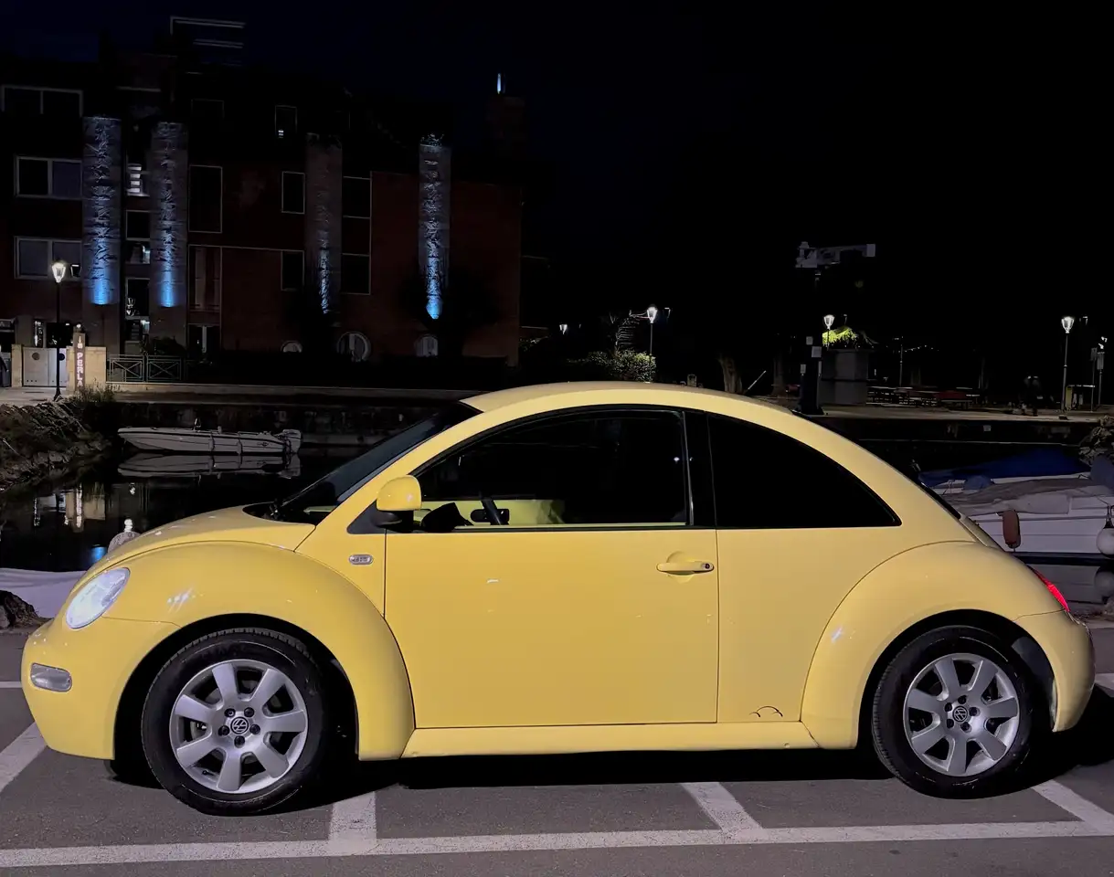 Volkswagen New Beetle 2.0, foto 7