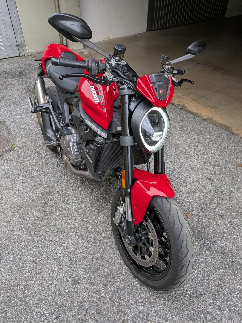 Ducati Monster 937 - 1