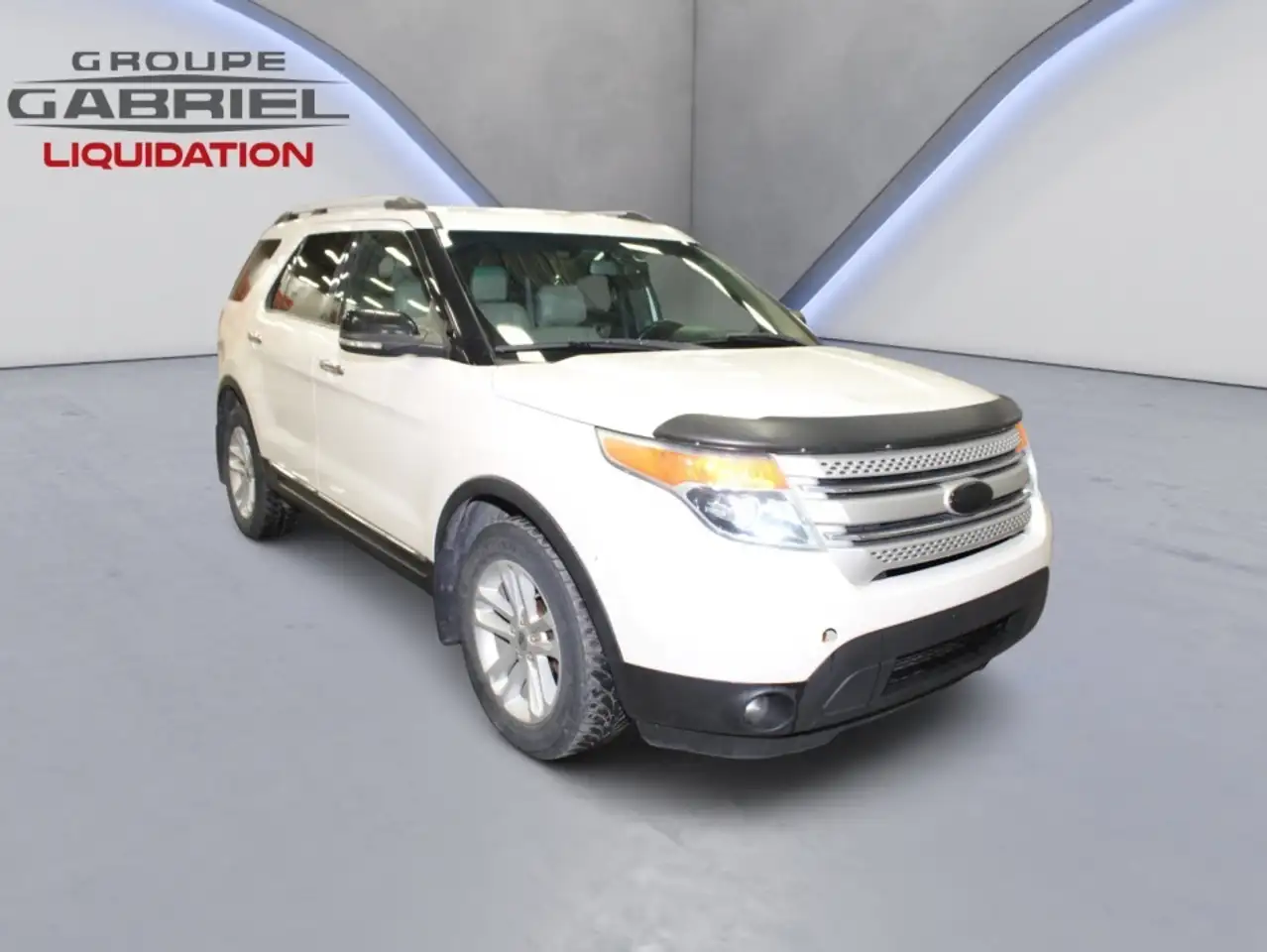 Ford Explorer снимка Ford Explorer