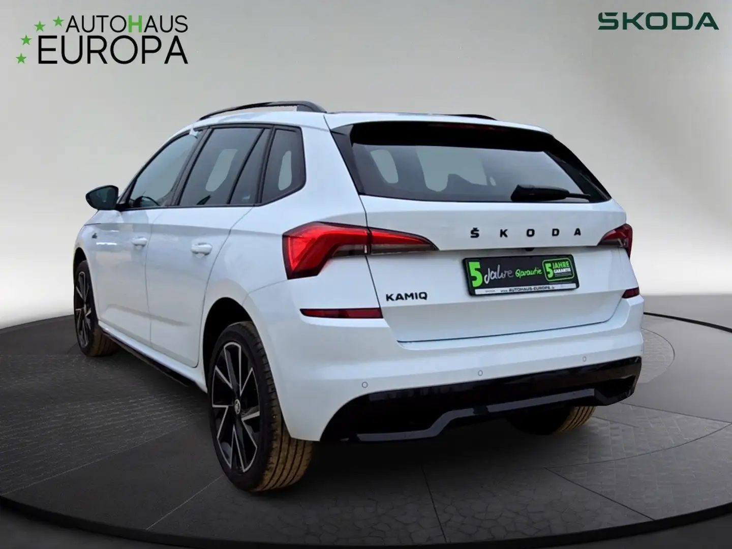 Skoda Kamiq 1.5 TSI DSG Monte Carlo ACC Navi Kam eSitz Pano eK Weiß - 2