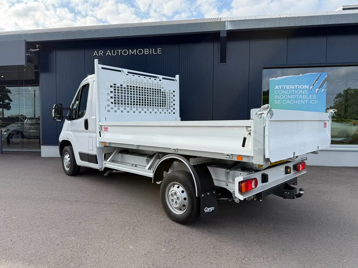Peugeot Boxer 2.2 BlueHDi Benne 0km ! 335 Blanc - 2