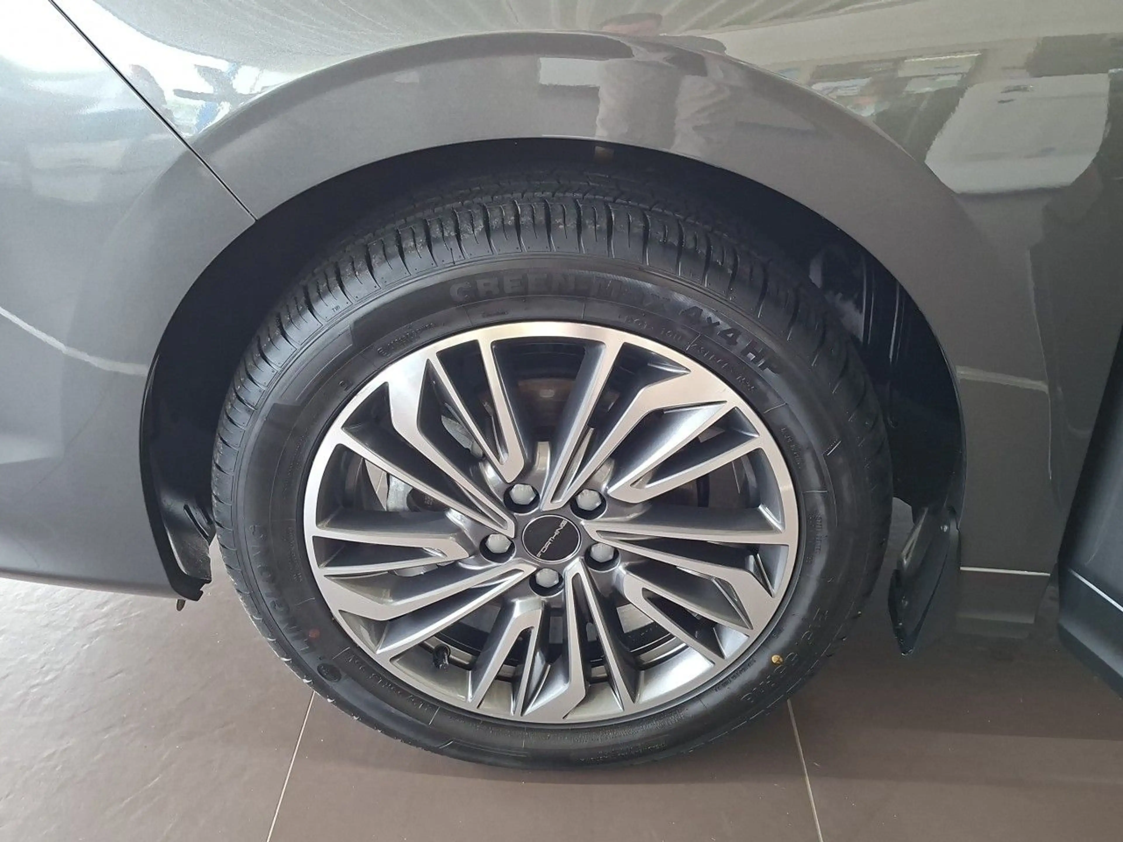 DFM Forthing 4 177PS AHZV Pano 7 Sitzer — photo 11