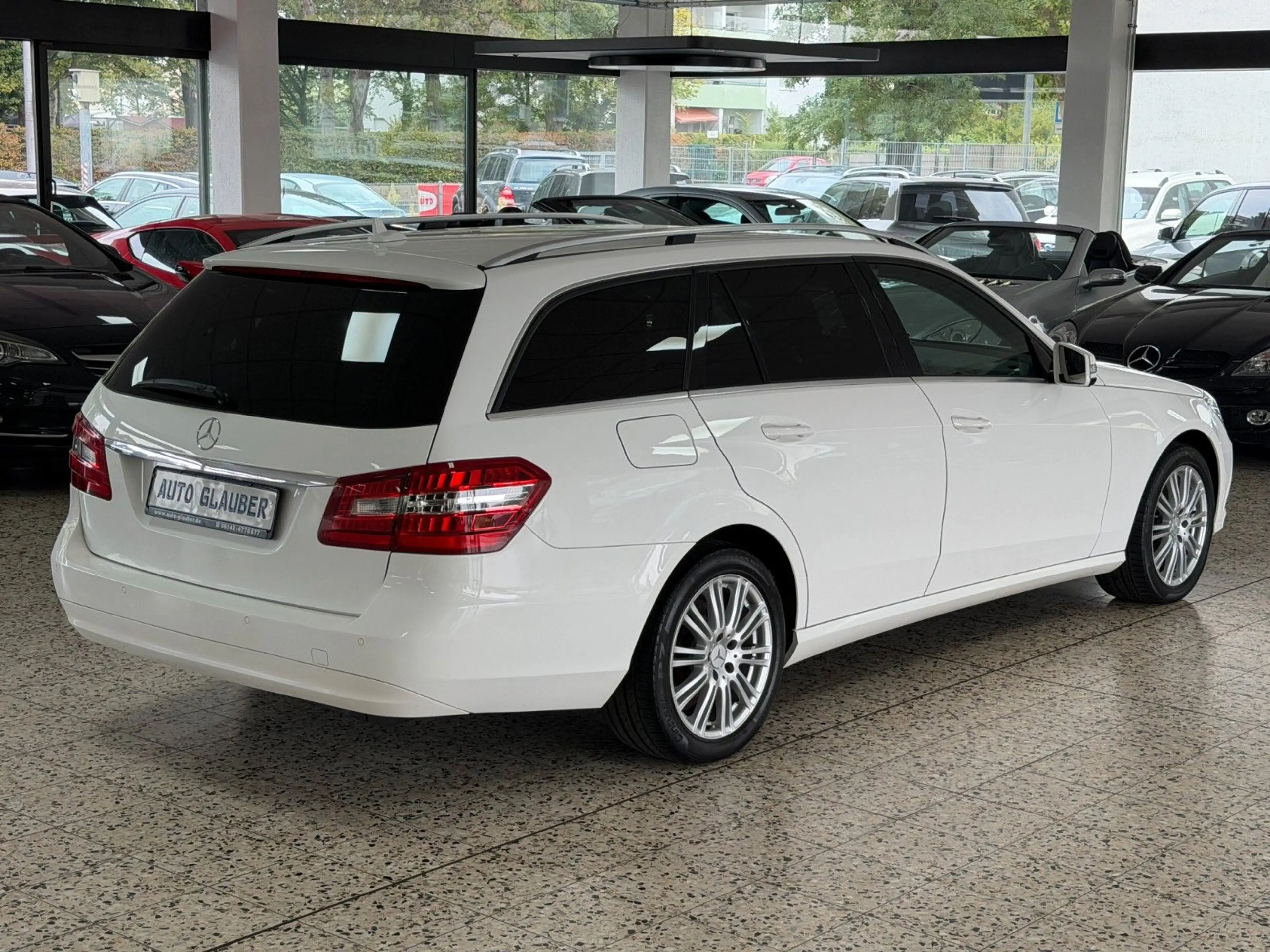 Mercedes-Benz E 250 CDI T-Modell/4Matic/Xenon/Navi/2.Hand — photo 4