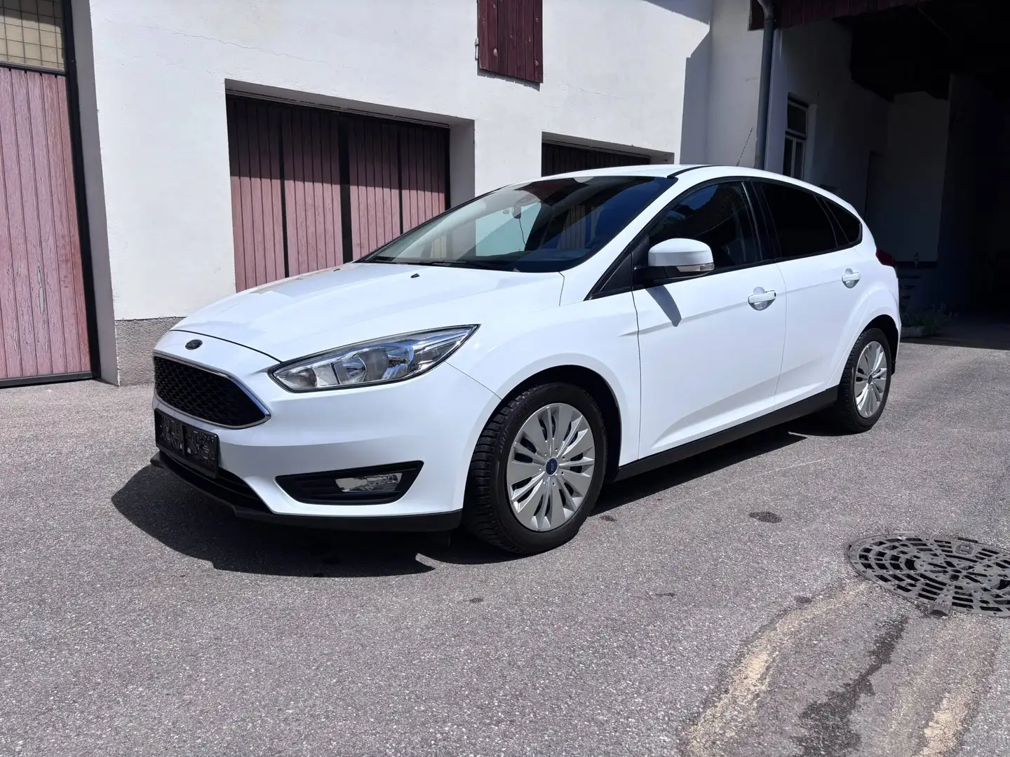 Ford Focus Focus Trend 1,0 EcoBoost Weiß - 1