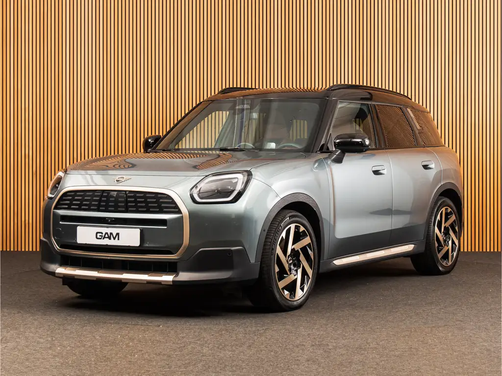 Mini Countryman E 2024 из Европы — купить под ключ