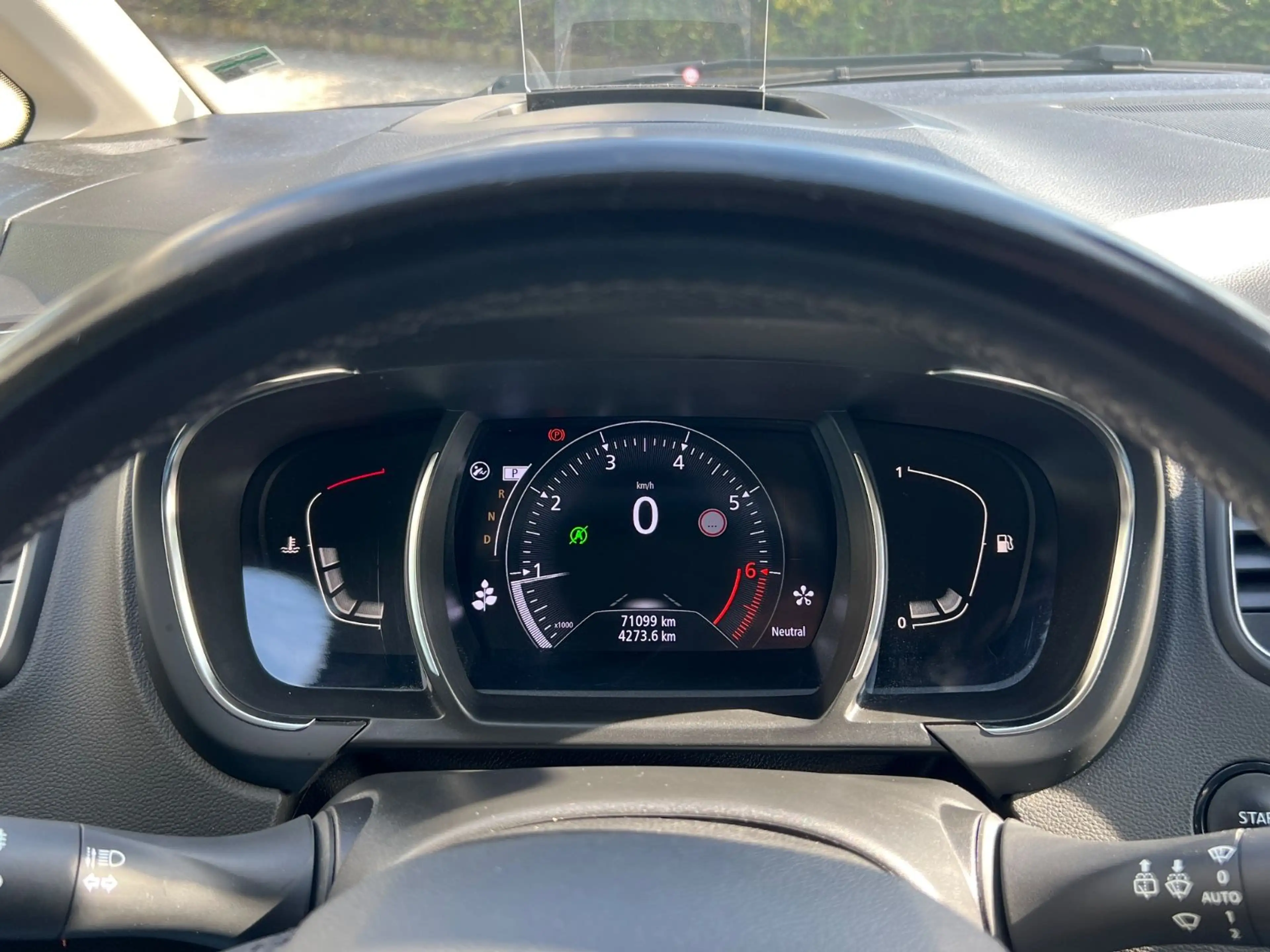 Renault Scenic IV GrandIntens/LED/HEAD-UP/LEDER/7-SITZER — photo 12