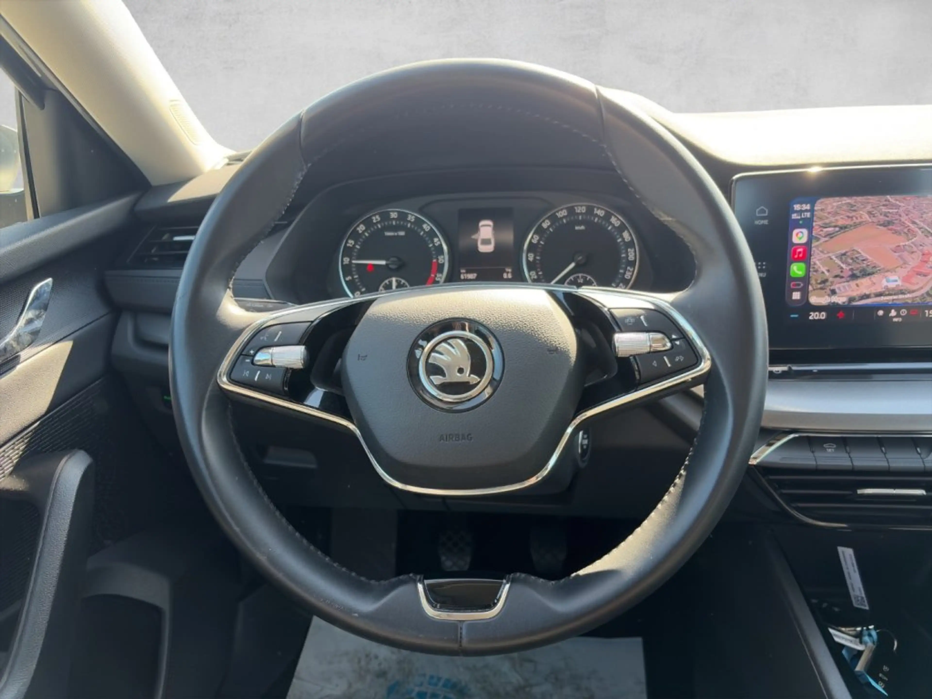 Skoda Octavia 2,0 TDI Ambition — photo 10