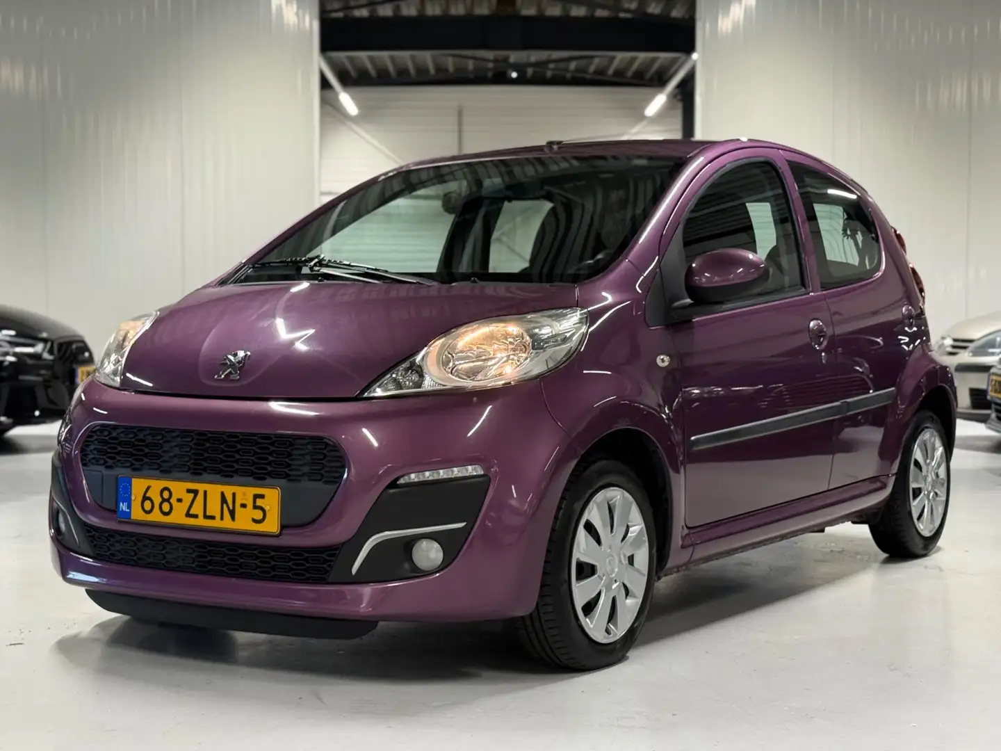 Peugeot 107 1.0 Active 2013|Airco| Dealer onderhouden! Violett - 2