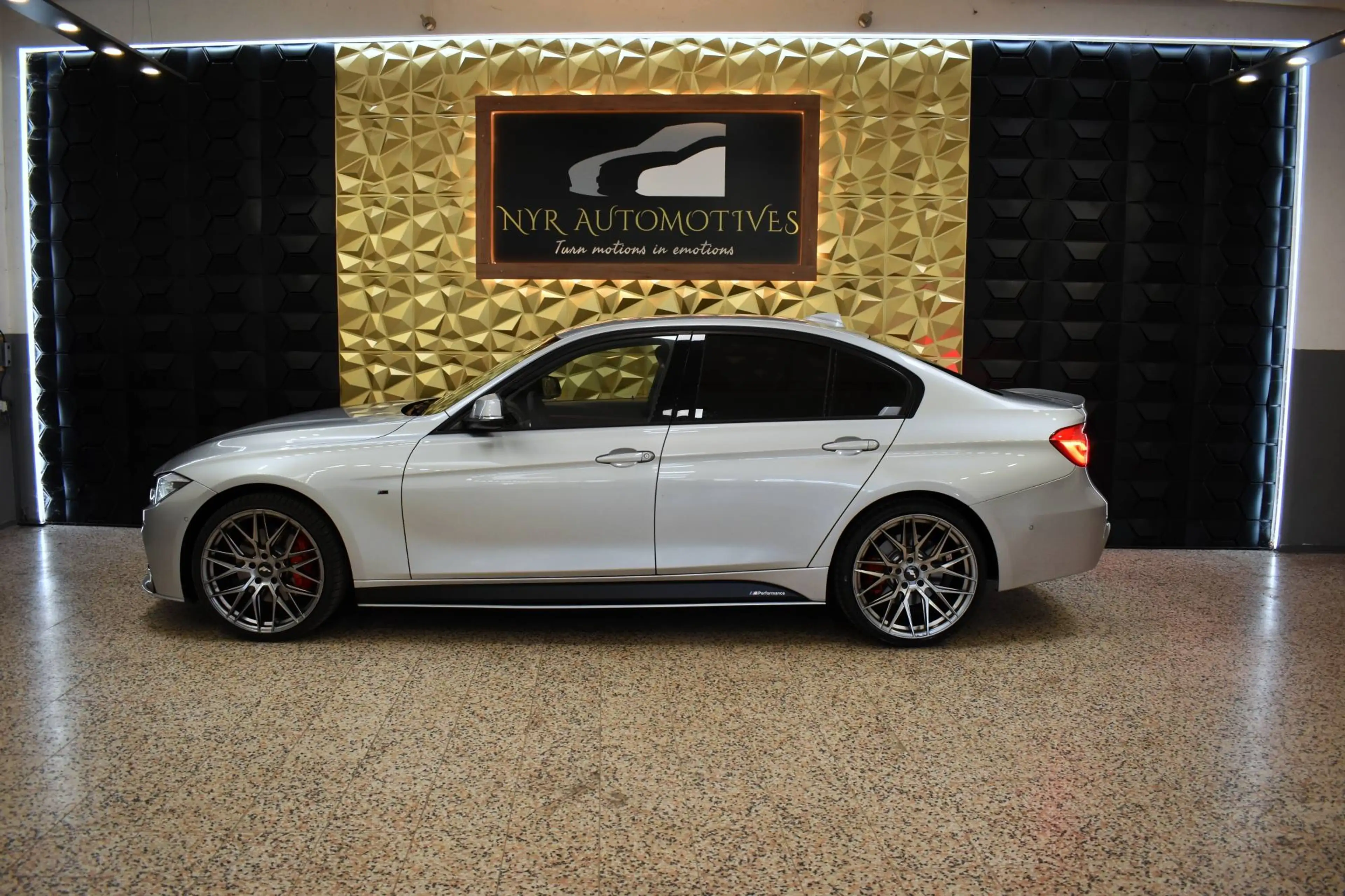 BMW 340 340i Aut. LCI, M-PERFORMANCE, LED, WENIG KM, APPLE CAR PLAY, SPORTSITZE — photo 7