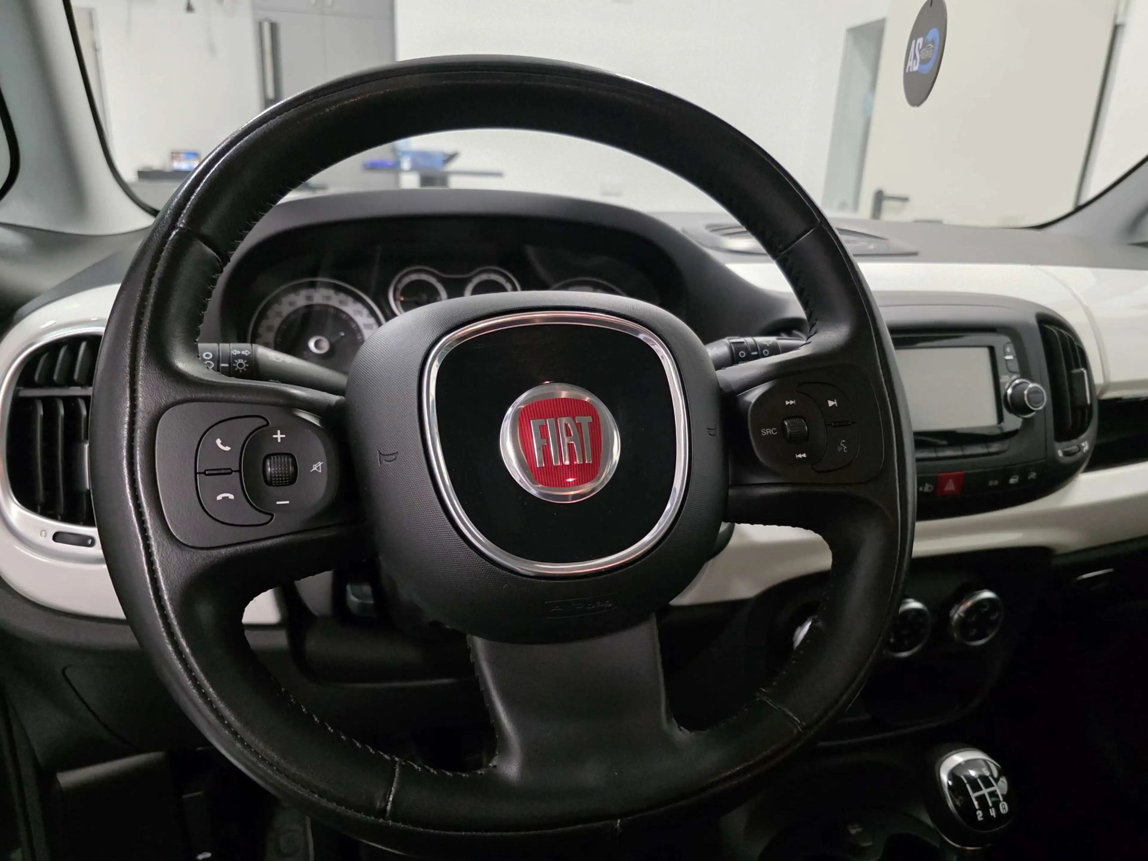 Fiat 500L Multi- Jet II Chrome Edition Pop Star — photo 10