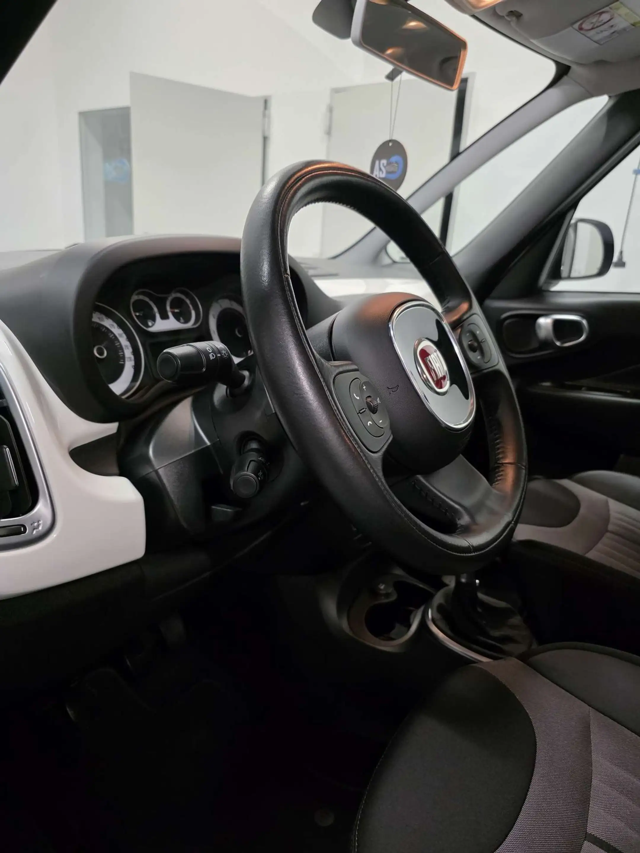Fiat 500L Multi- Jet II Chrome Edition Pop Star — photo 8