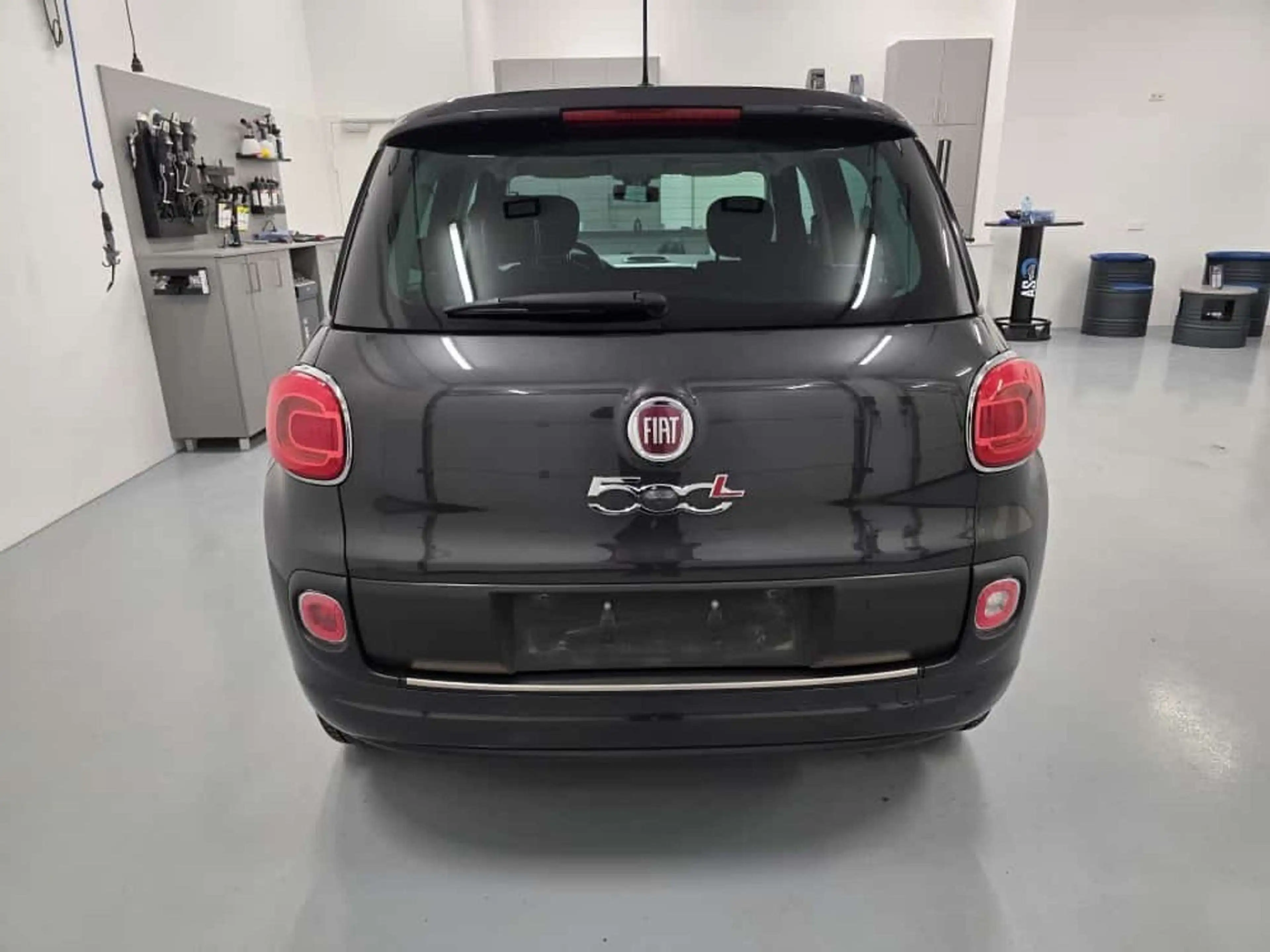 Fiat 500L Multi- Jet II Chrome Edition Pop Star — photo 3