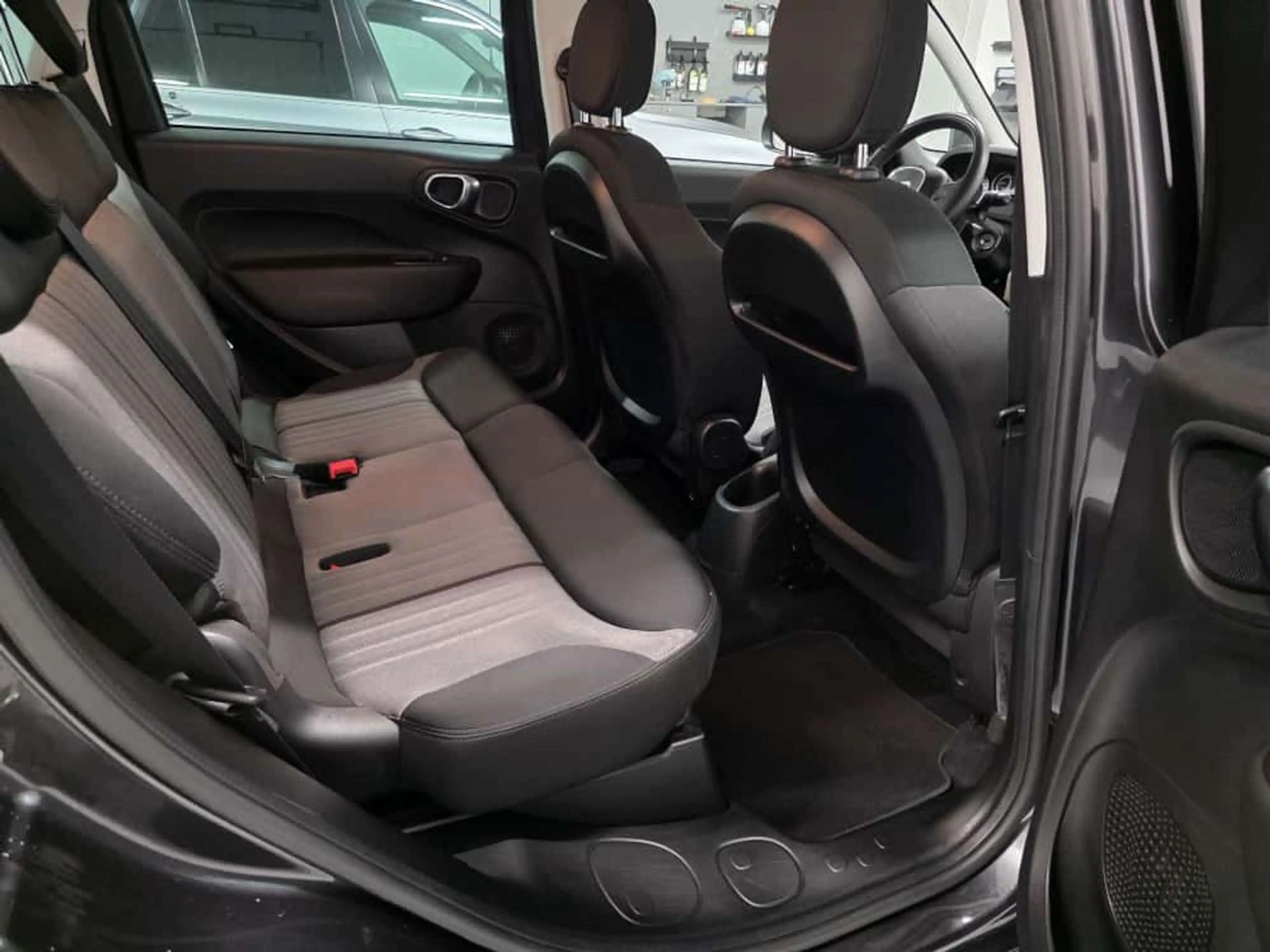 Fiat 500L Multi- Jet II Chrome Edition Pop Star — photo 14