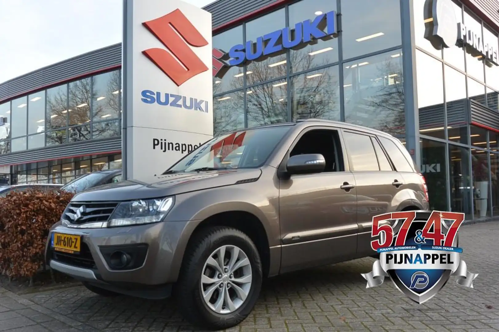 Suzuki Grand Vitara 2.4 Exclusive 5-deurs - 1.850 kg trekkracht geremd Marrón - 1