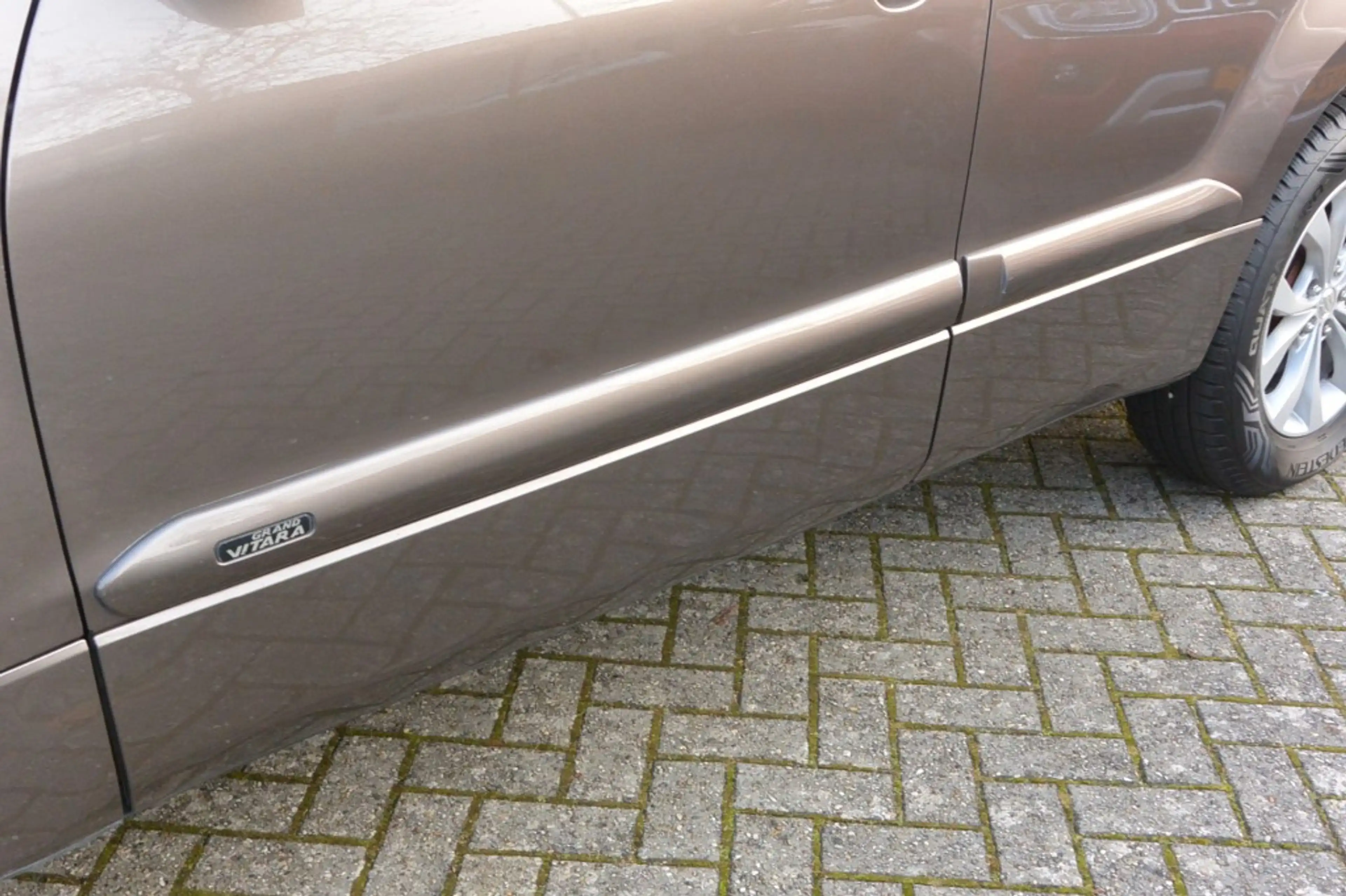 Suzuki Grand Vitara 2.4 Exclusive AUTOMAAT 5-deurs — photo 12