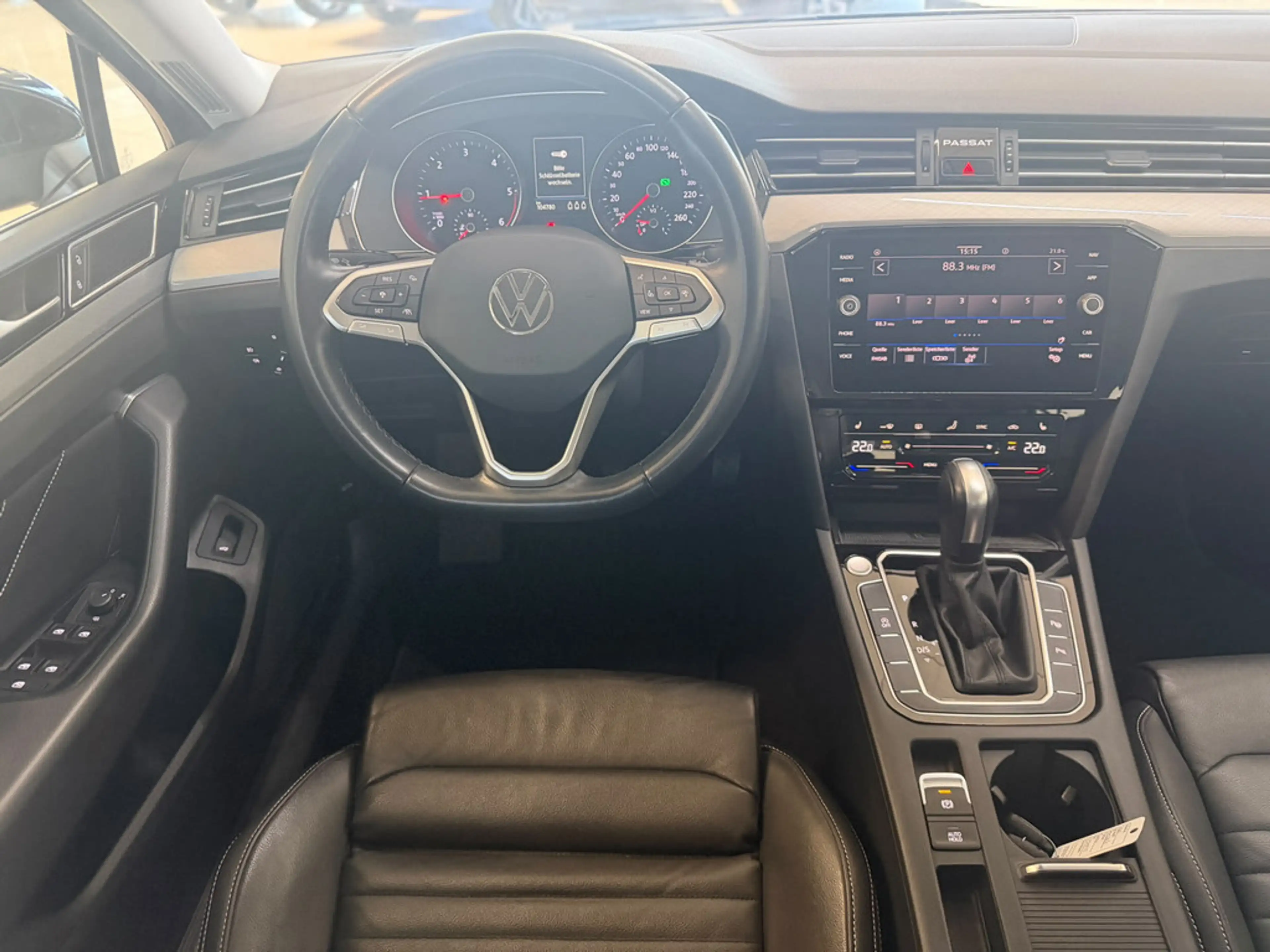 Volkswagen Passat Variant 2.0 TDI Business DSG NAVI ACC — photo 11