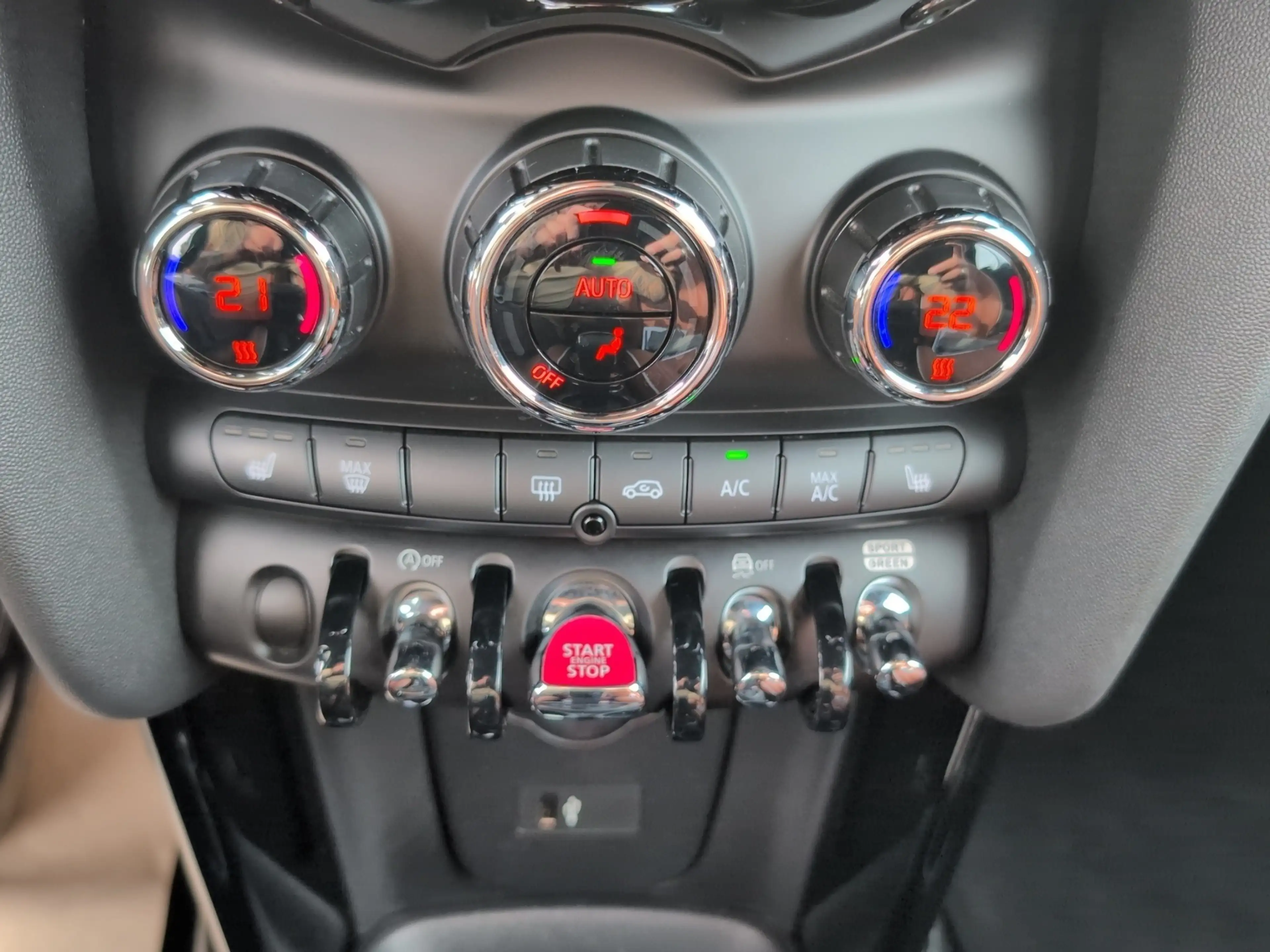MINI Cooper S Cabrio *NAVI*LEDER*HARMAN-Kardon* — photo 14