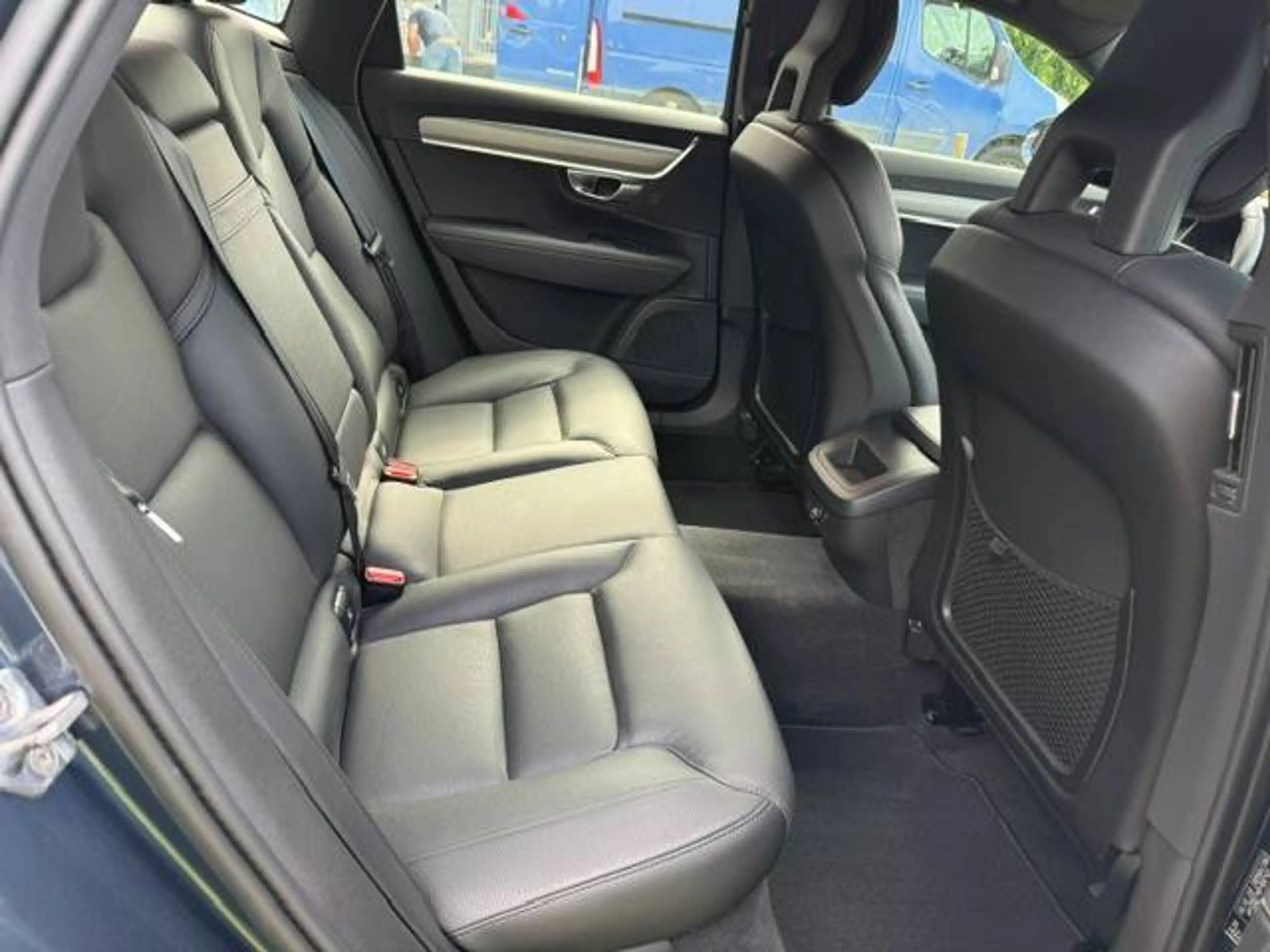 Volvo S90 S90 2.0  Momentum Geartronic — photo 9