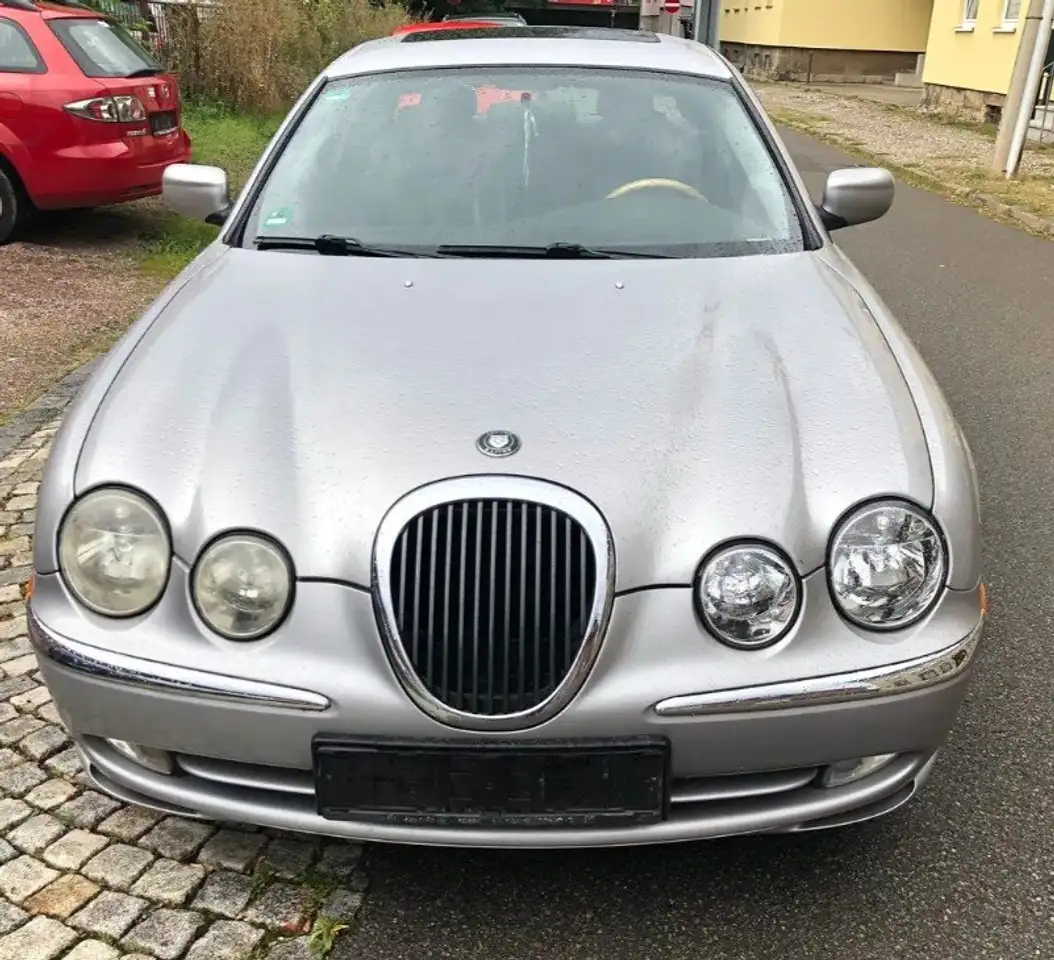 Jaguar S-Type