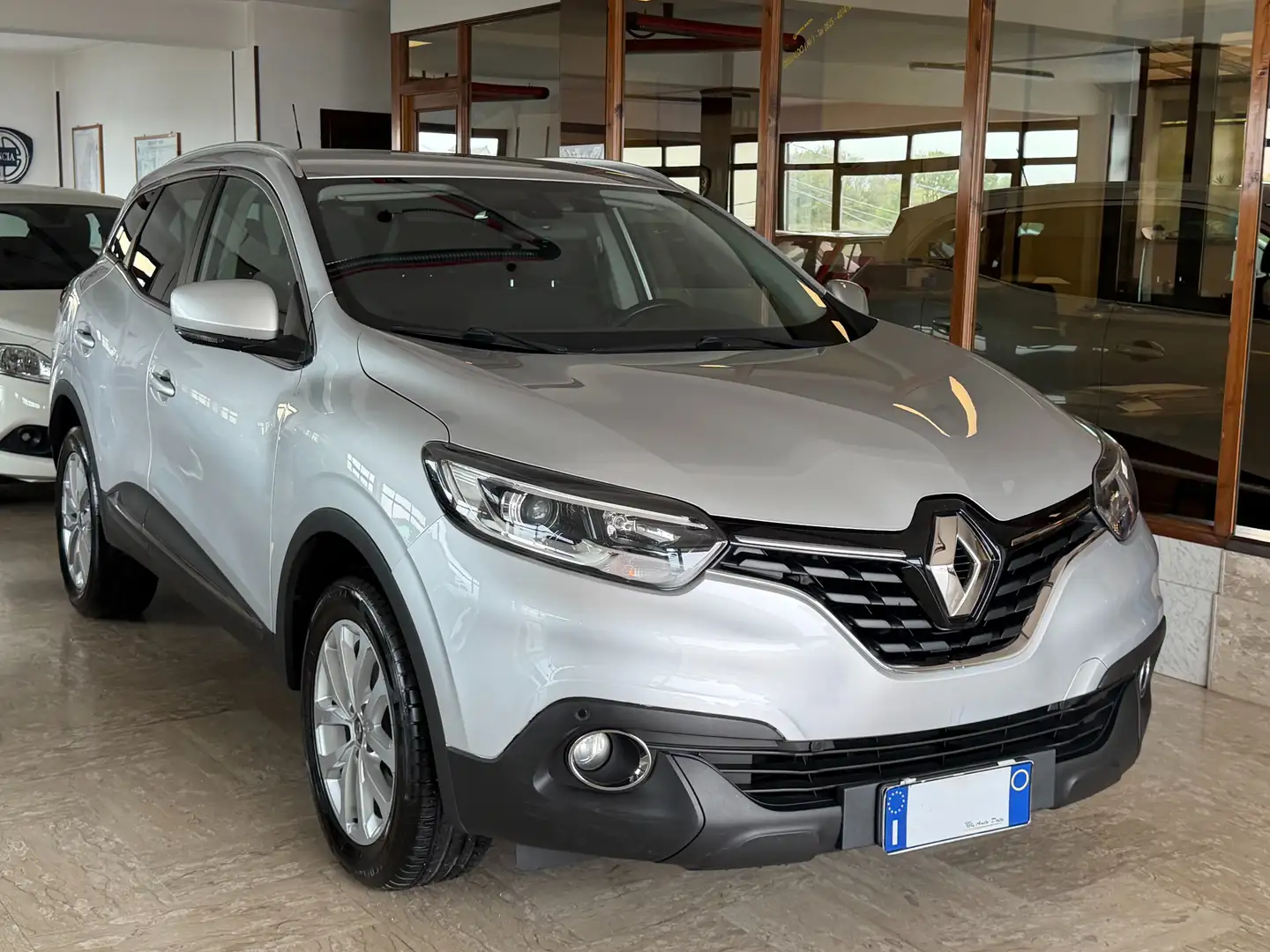 Renault Kadjar 1.5 DCI 110 cv. ENERGY BUSINESS (Nav) Argento - 2