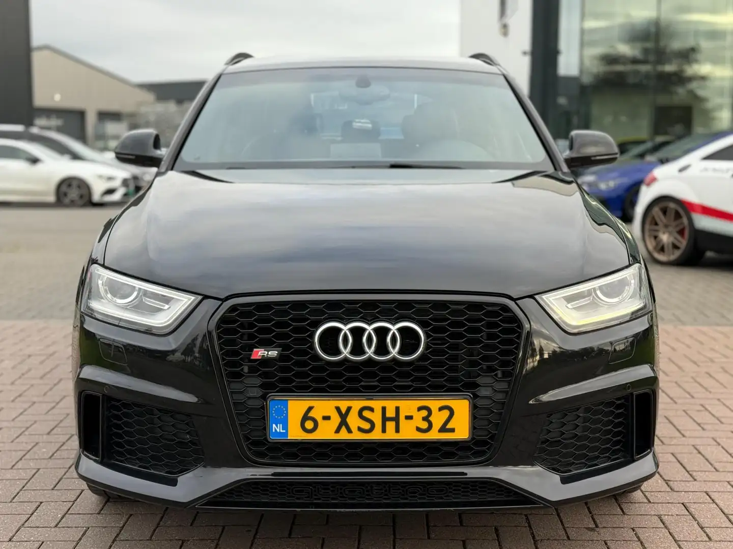 Audi Q3 2.5 TFSI RSQ3 Quattro 310PK 2014 Nieuwstaat! 1e Ei Negro - 2