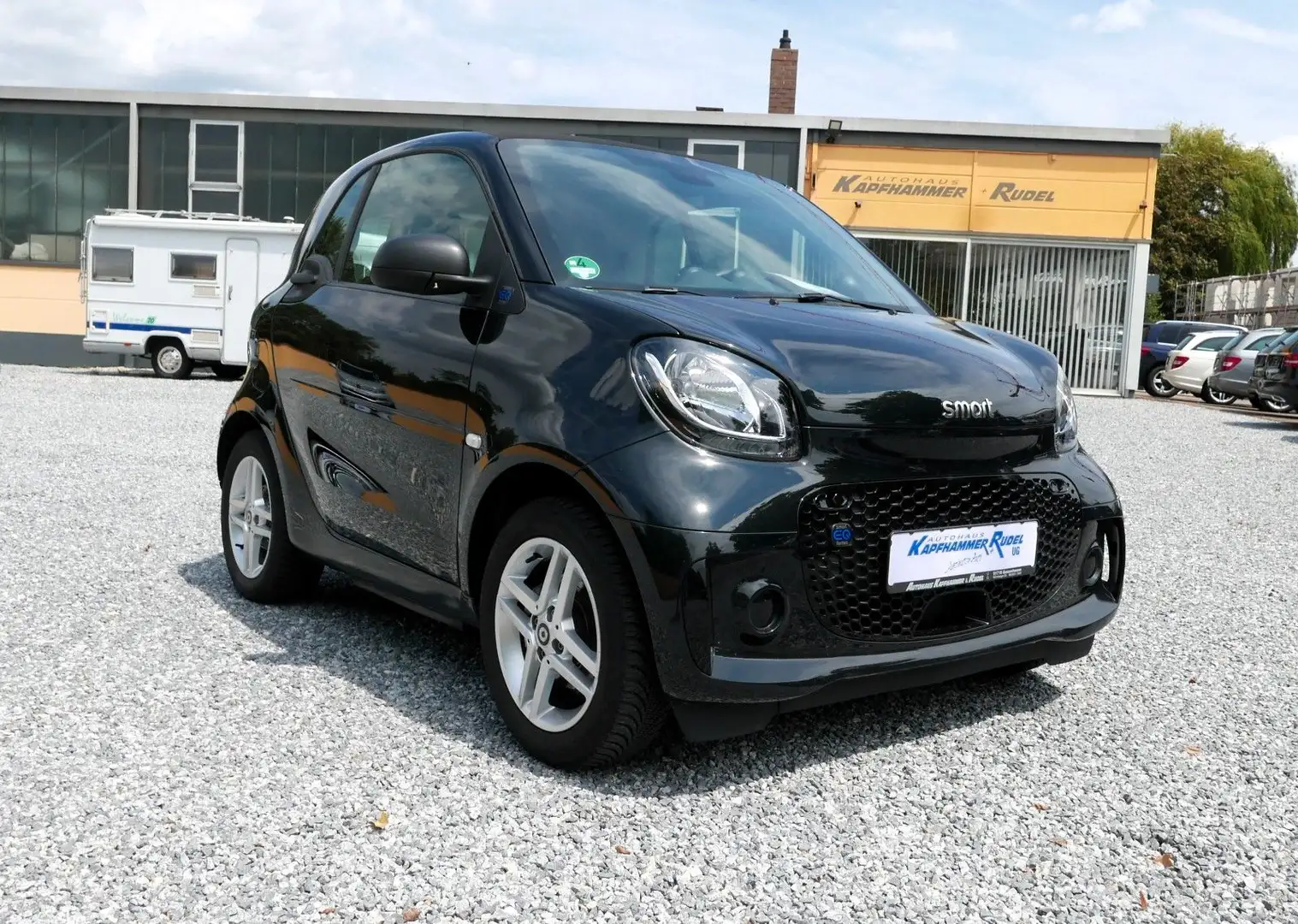 smart forTwo fortwo electric drive /EQ/ADVANCED Schwarz - 2