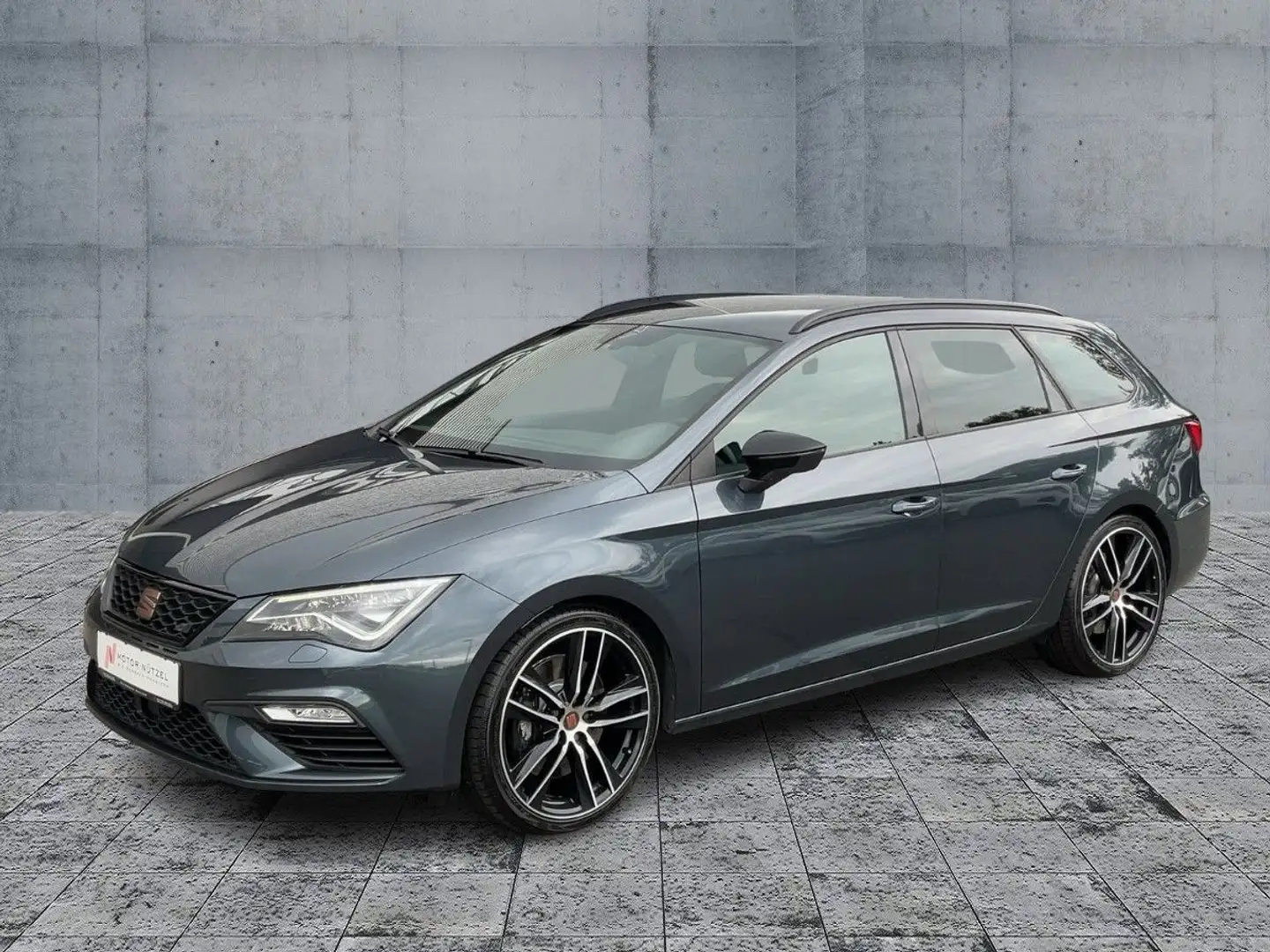 SEAT Leon ST Cupra 300 4Drive LED+NAVI+SHZ+BEATS+DAB Gris - 2
