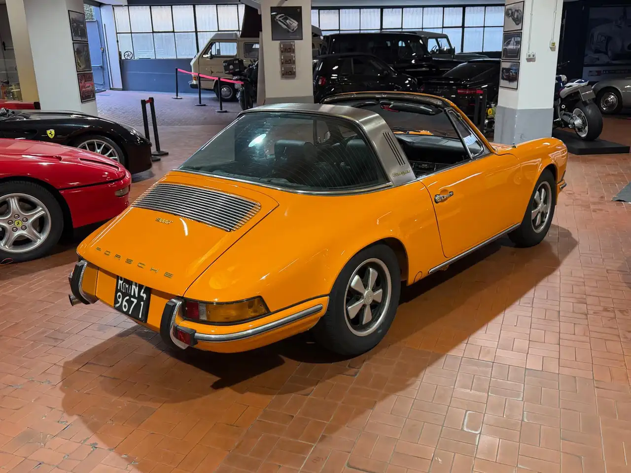 Porsche 911 2.2 T Targa - Italiana-Targa nera Roma, foto 6