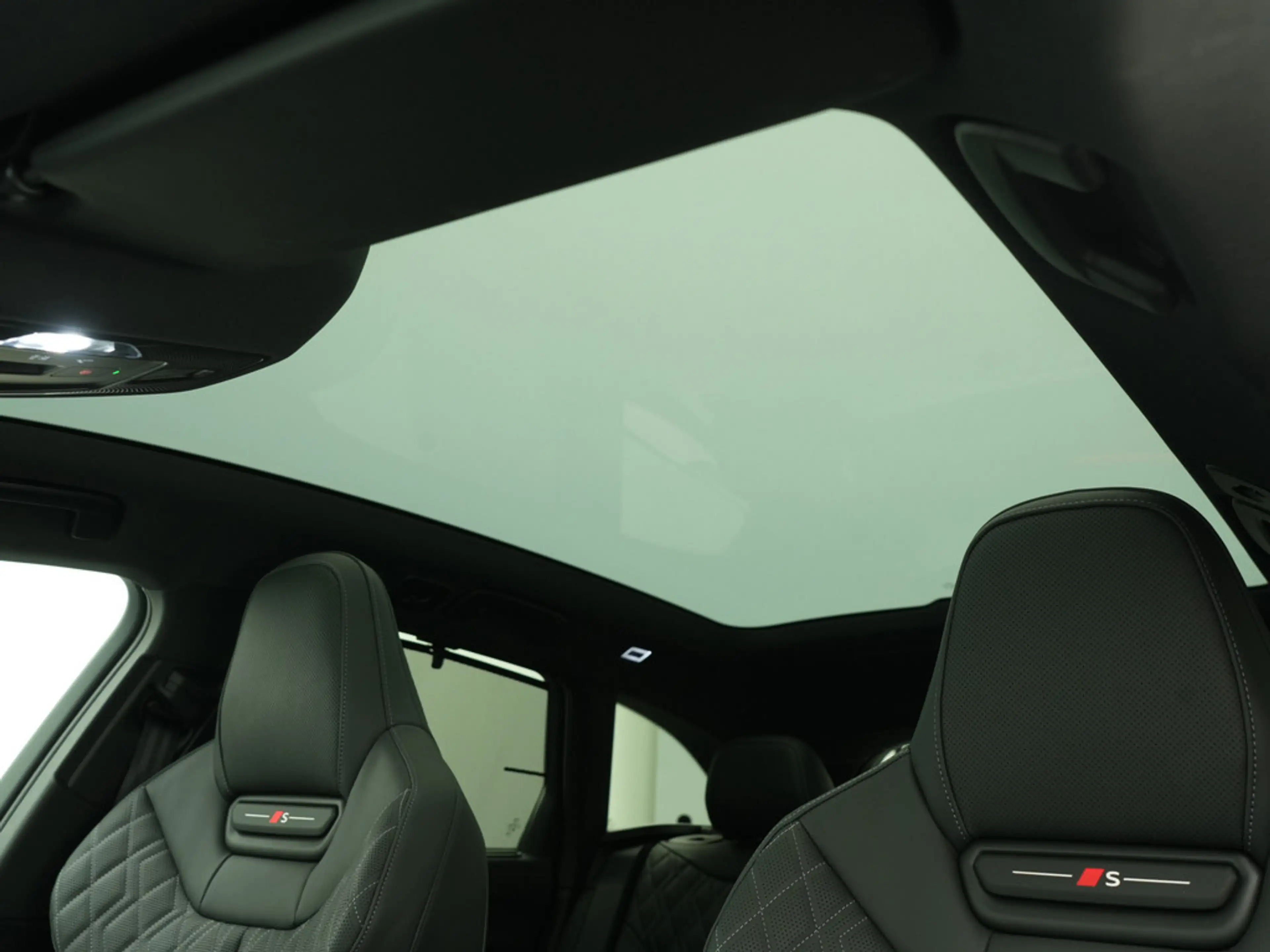 Audi S5 Avant quattro ACC AHK PANO NAVI LEDER 360° — photo 9