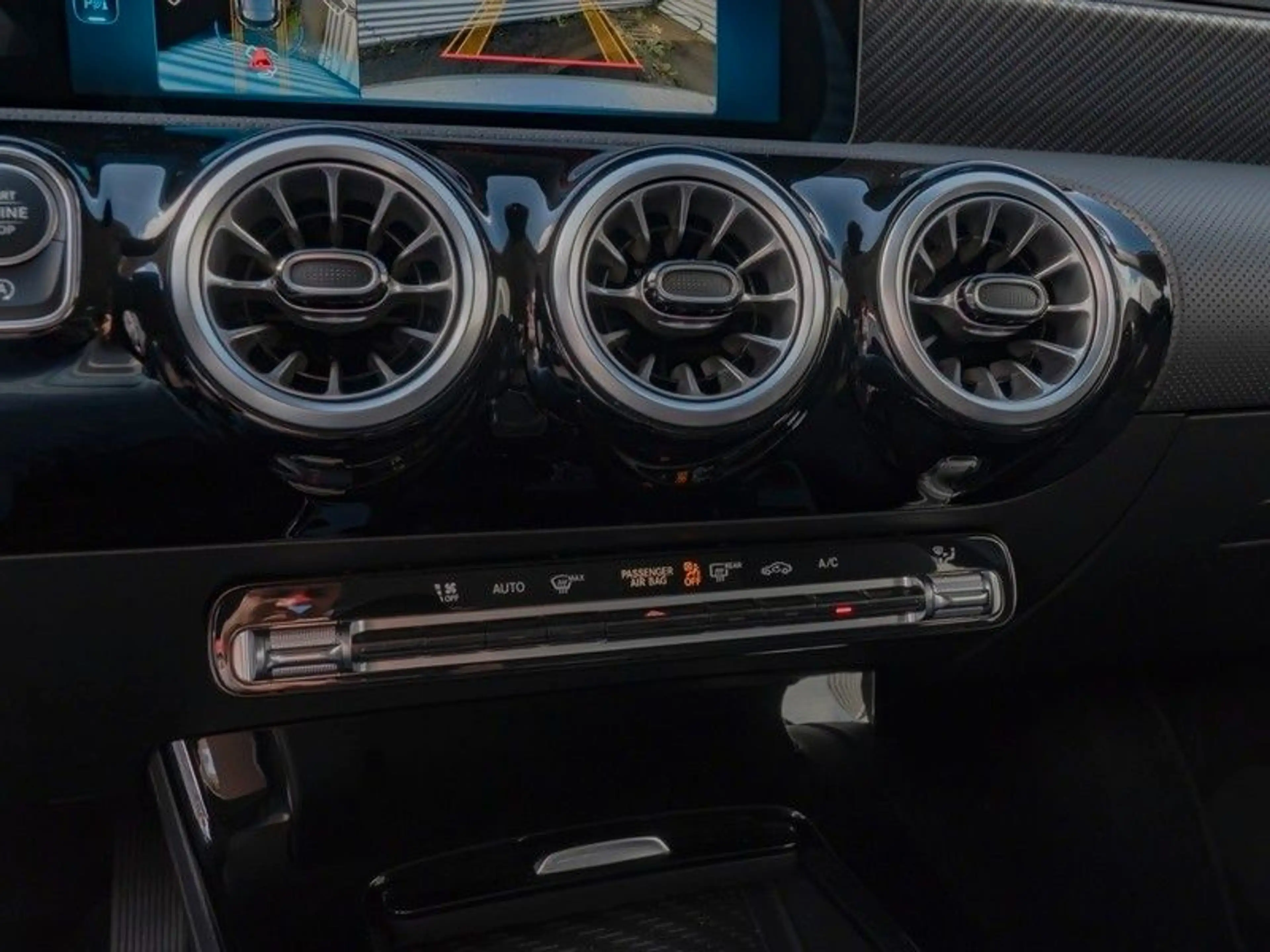 Mercedes-Benz A 220 A A 220 4Matic — photo 15