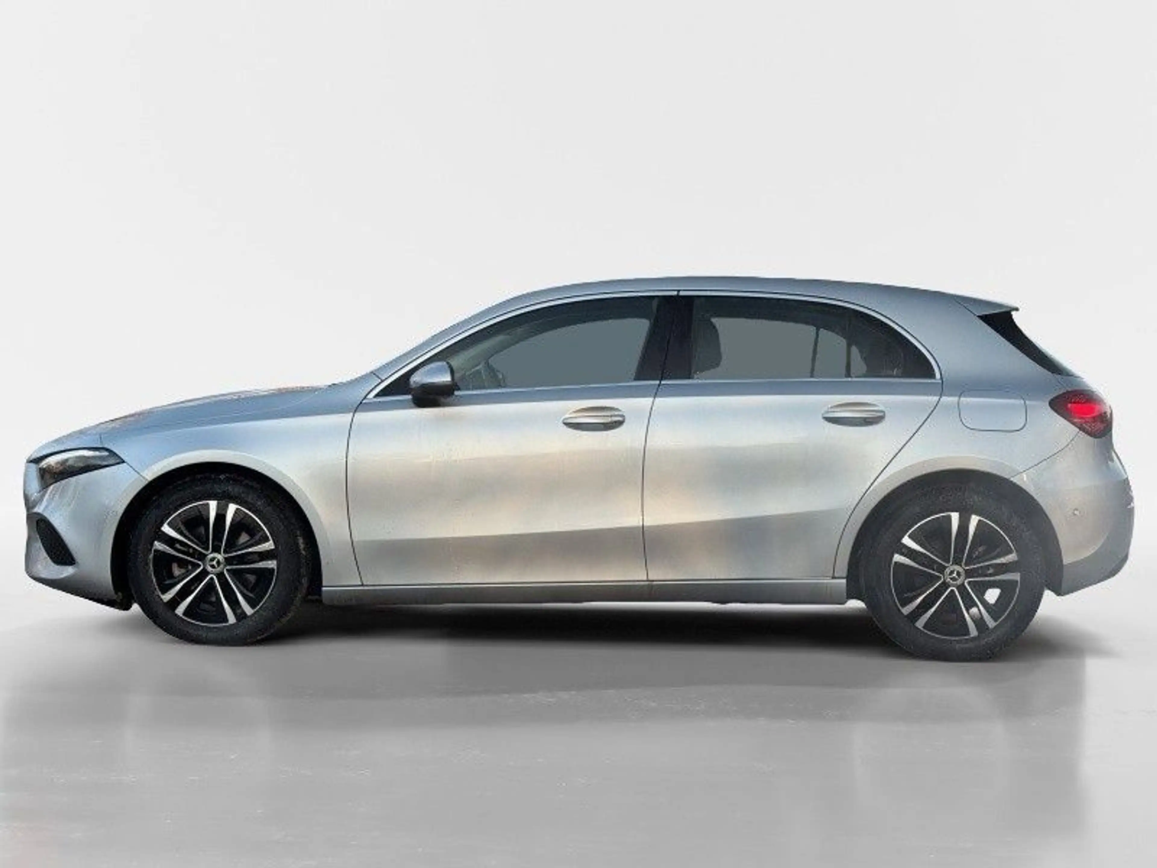 Mercedes-Benz A 220 A A 220 4Matic — photo 3