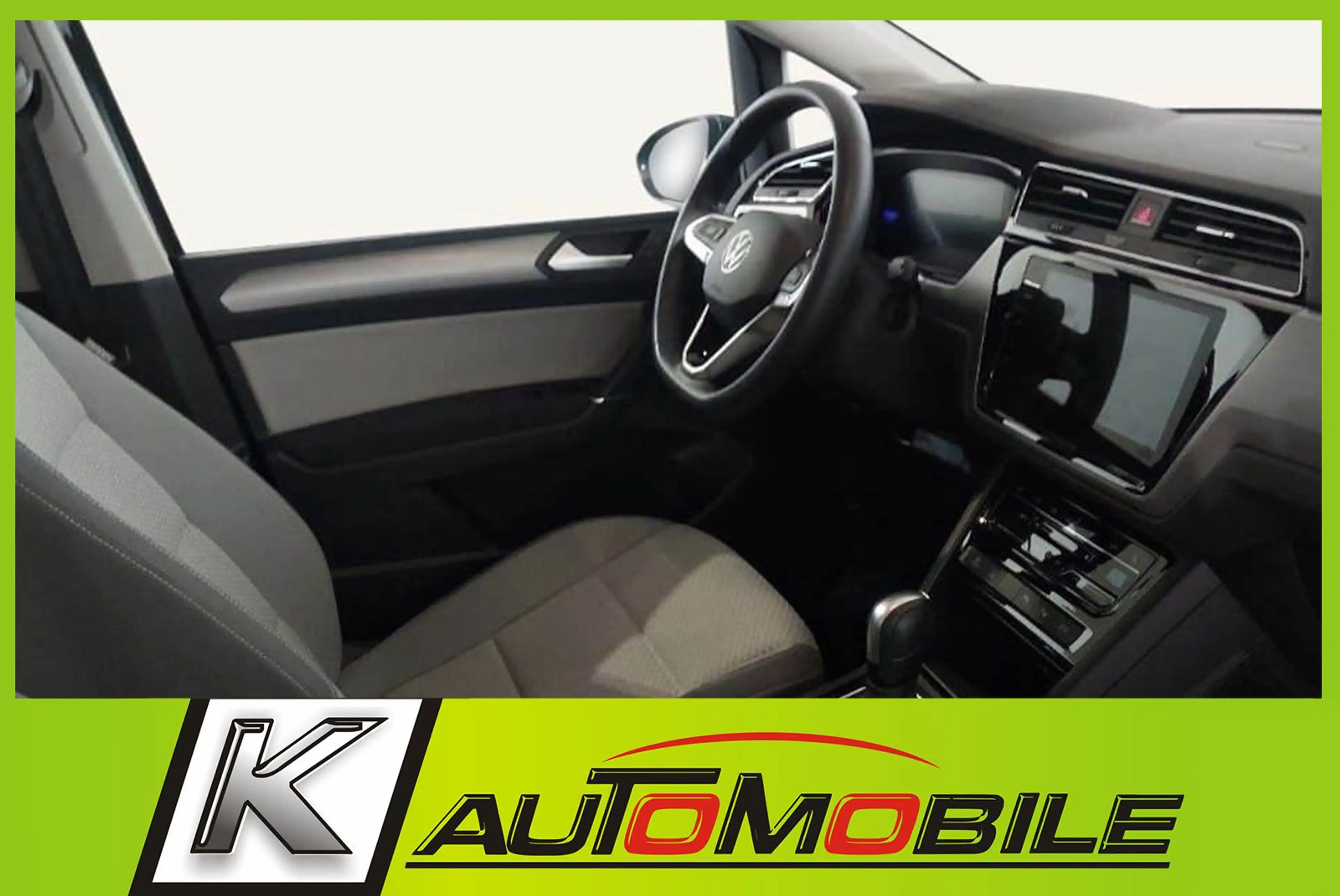 Volkswagen Touran 1,5 TSI IQ.LIGHT+ACC+Apple+Kamera+7Sitzer — photo 15