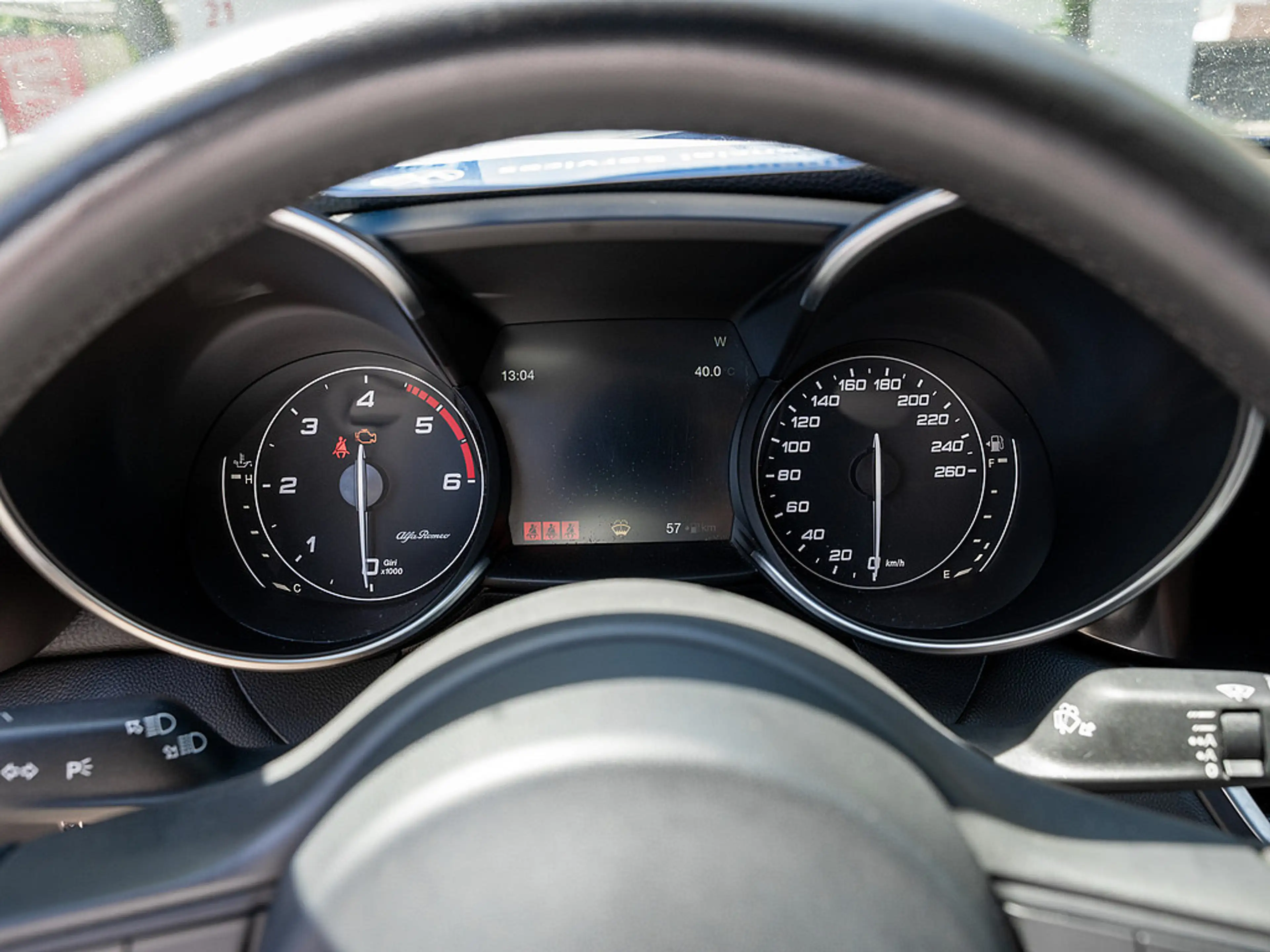 Alfa Romeo Giulia 2.2 JTDM Super PDC KLIMA — photo 12