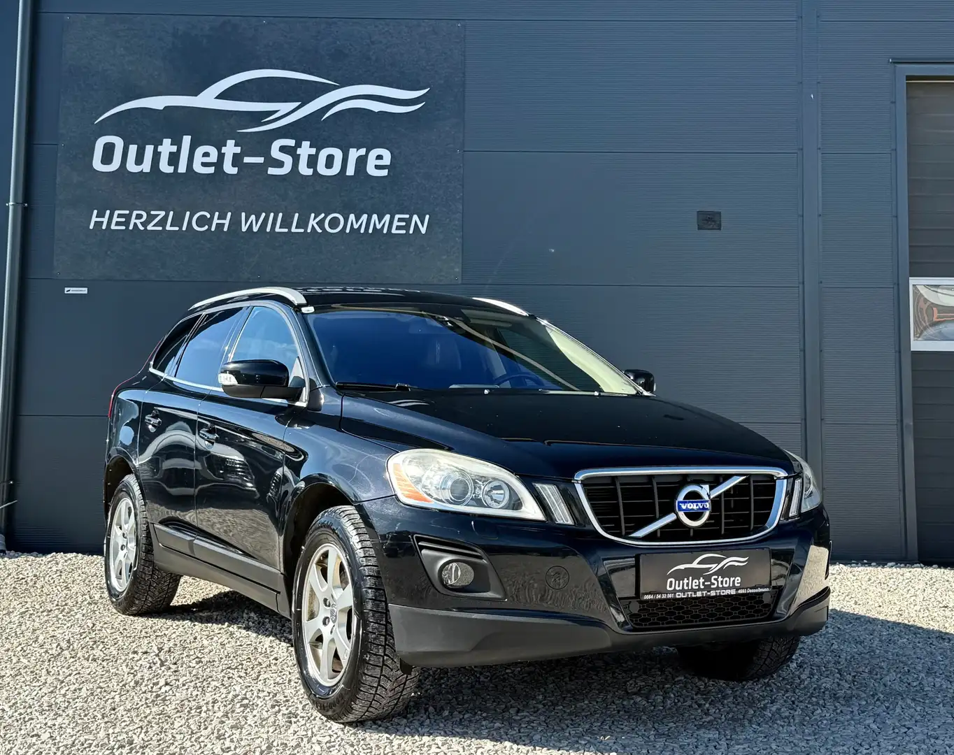 Volvo XC60 Summum AWD*Leder*2.Besitz*Tempomat*Export-Bastler* Schwarz - 1