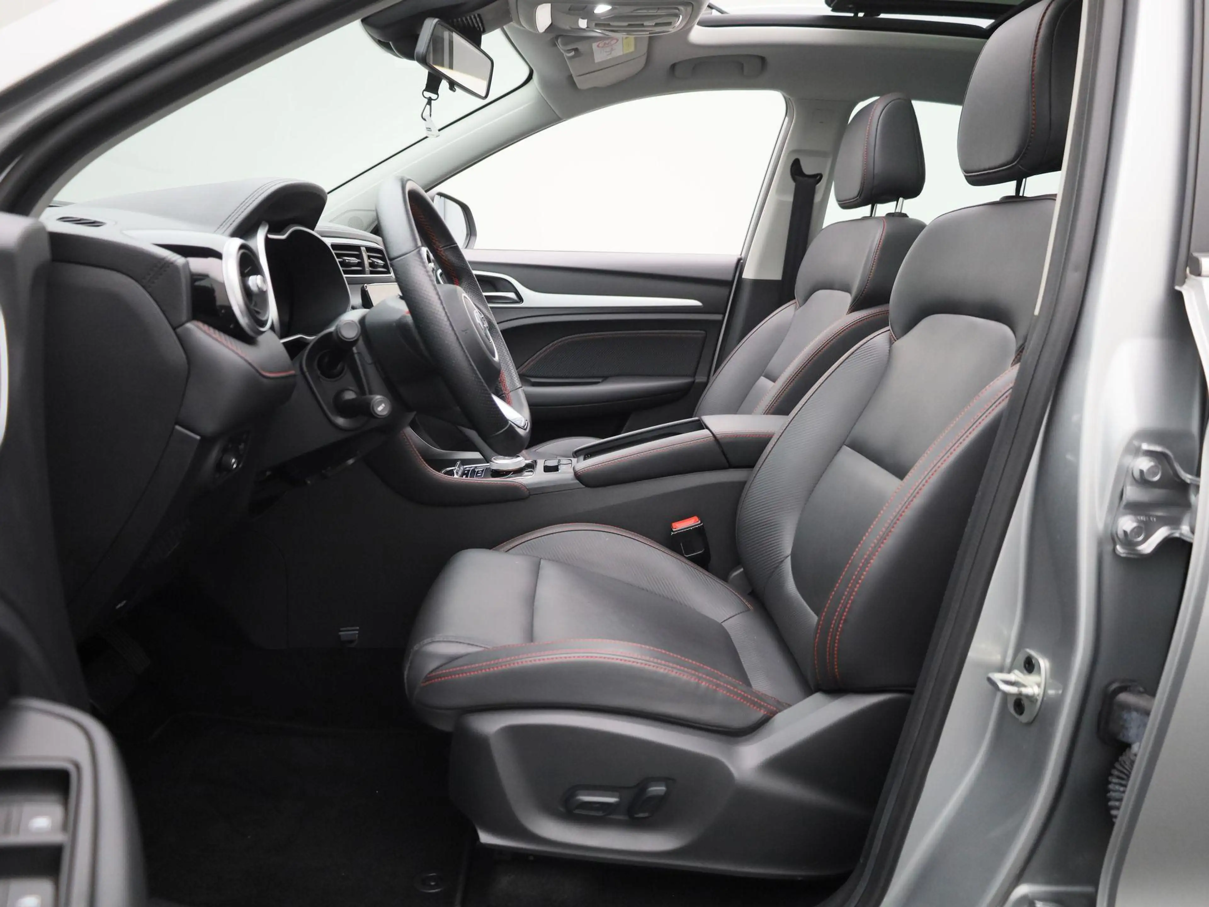 MG ZS MG EV EV Long Range Luxury 70 kWh — photo 10