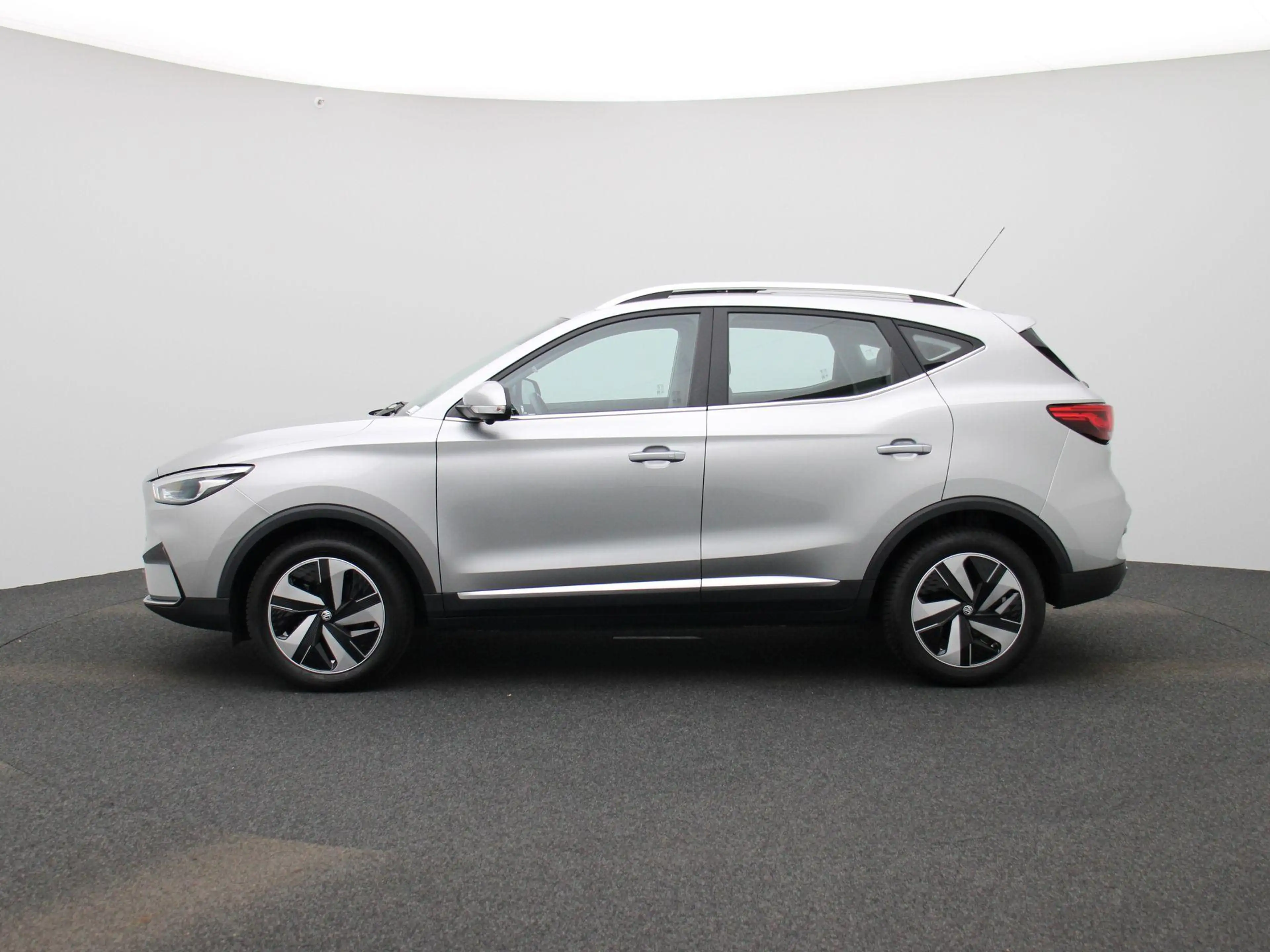 MG ZS MG EV EV Long Range Luxury 70 kWh — photo 4
