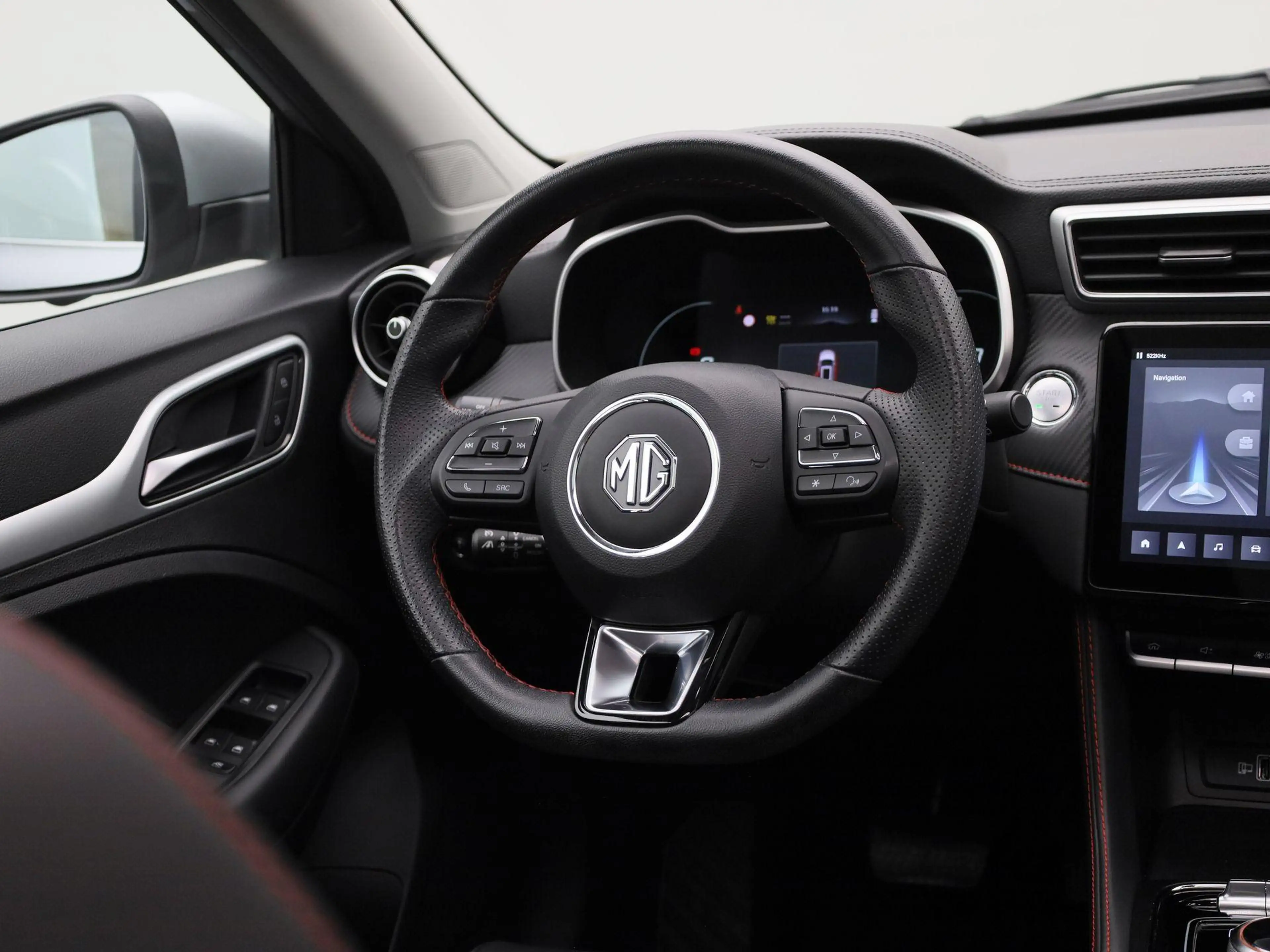 MG ZS MG EV EV Long Range Luxury 70 kWh — photo 9